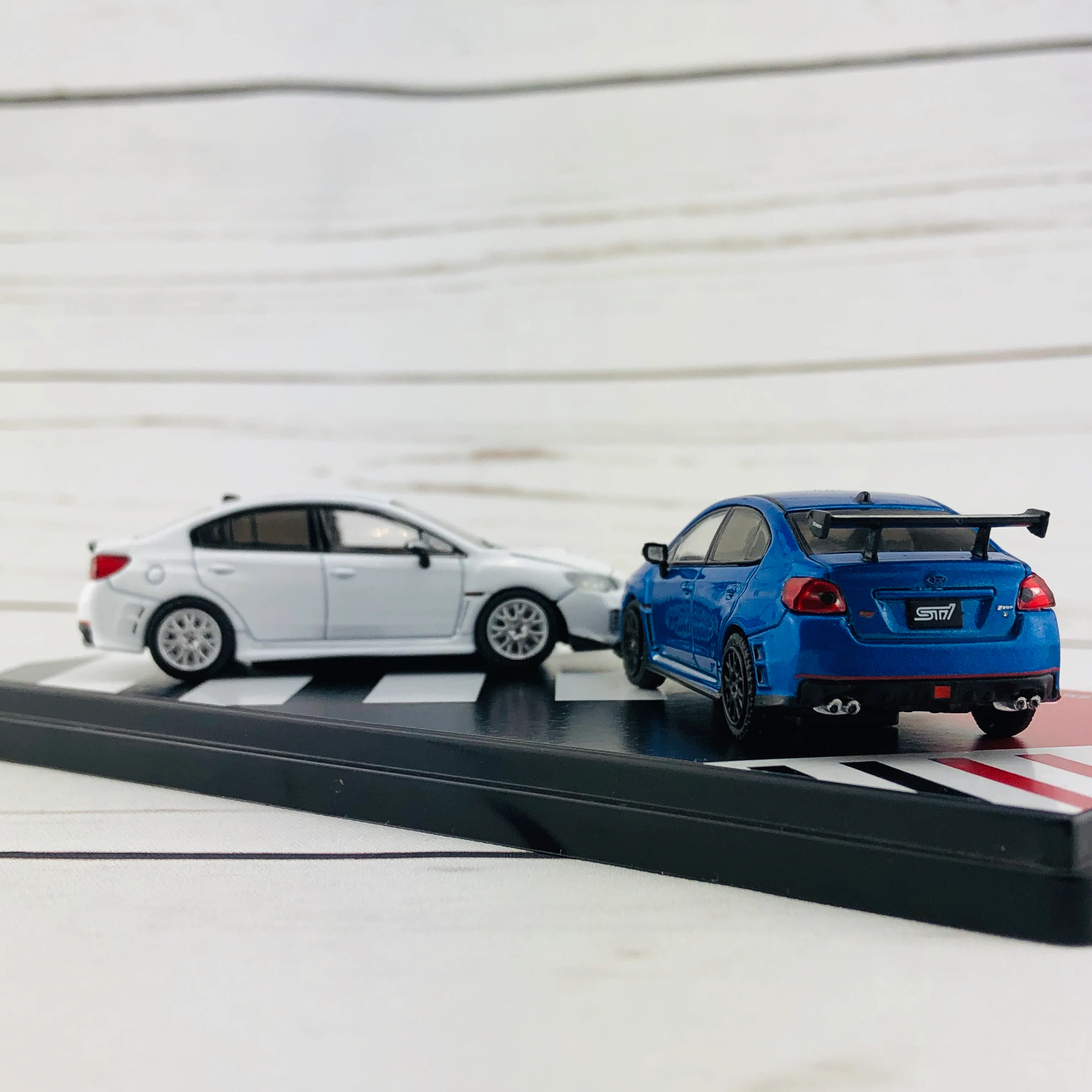 Tarmac Works 1/64 Subaru Impreza WRX STI S207 S208 Boxset - Image 10