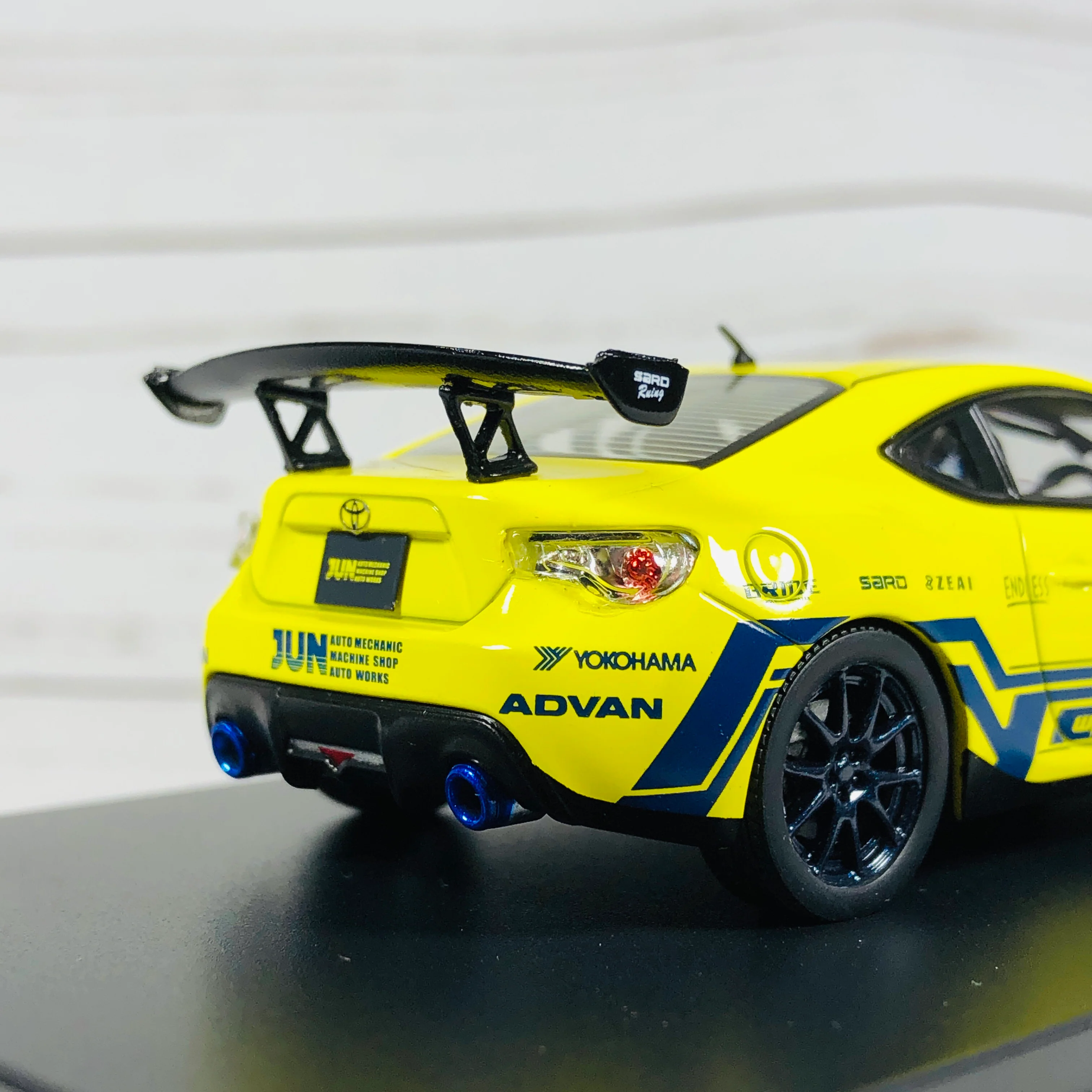 Tarmac Works 1/43 Toyota 86 Tuned By JUN - Image 7