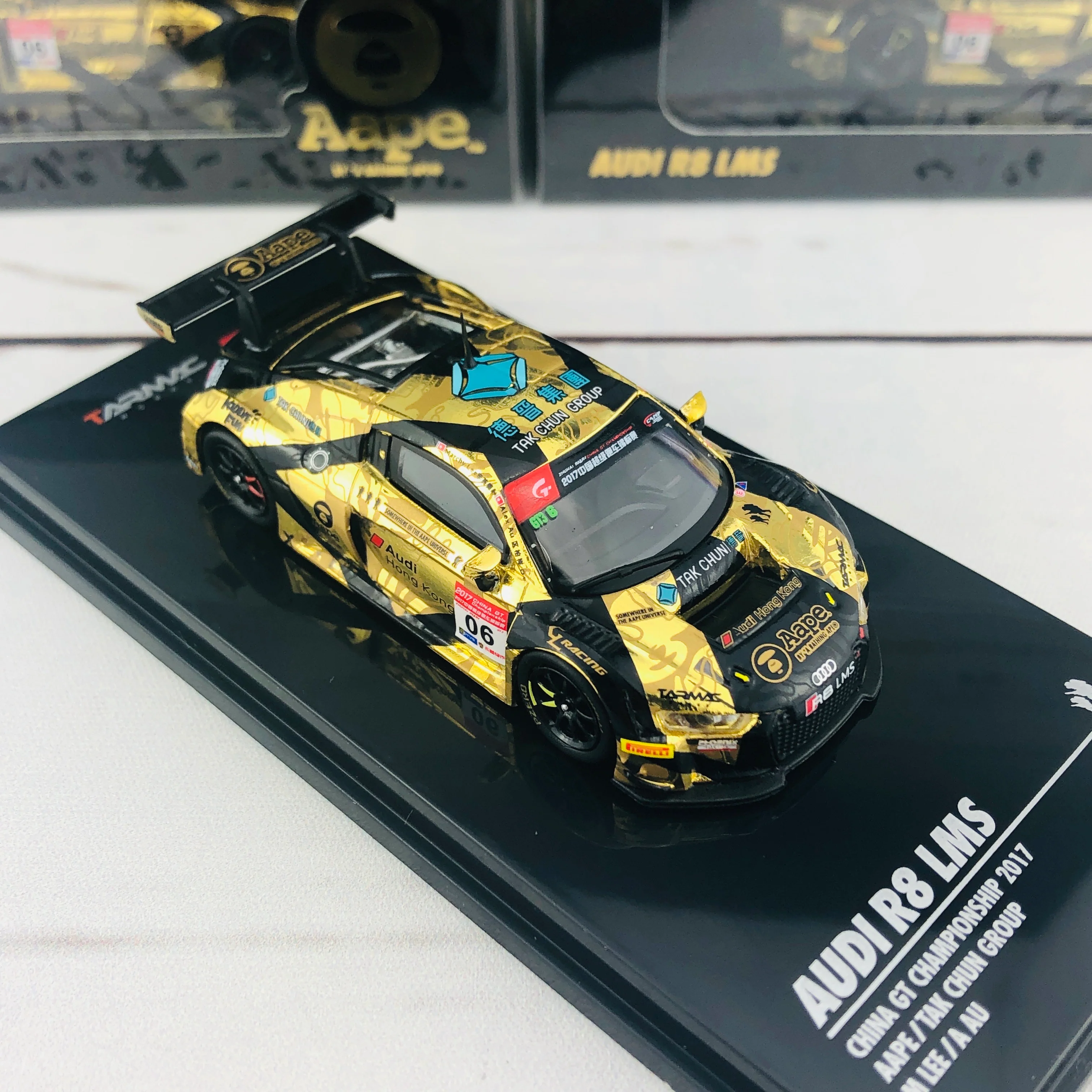 Tarmac Works 1/64 Audi R8 LMS China GT Championship 2017 AAPE / Tak Chun Group - M. Lee / A Au T64-007-CGT17A - Image 7
