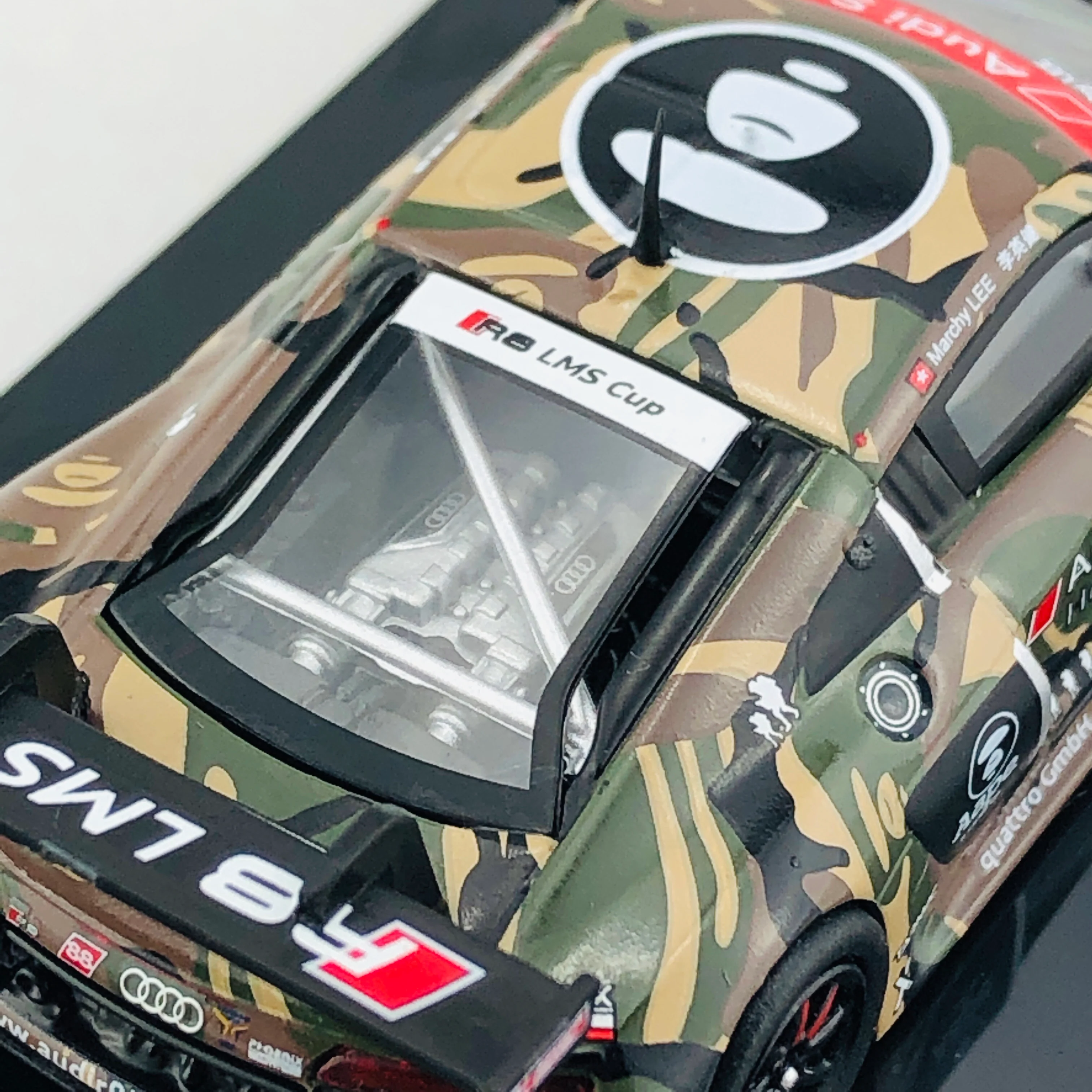 Tarmac Works 1/64 Audi R8 LMS - Audi R8 LMS Cup 2016-Taiwan AAPE / Phoenix Racing Asia - Marchy Lee - Image 8