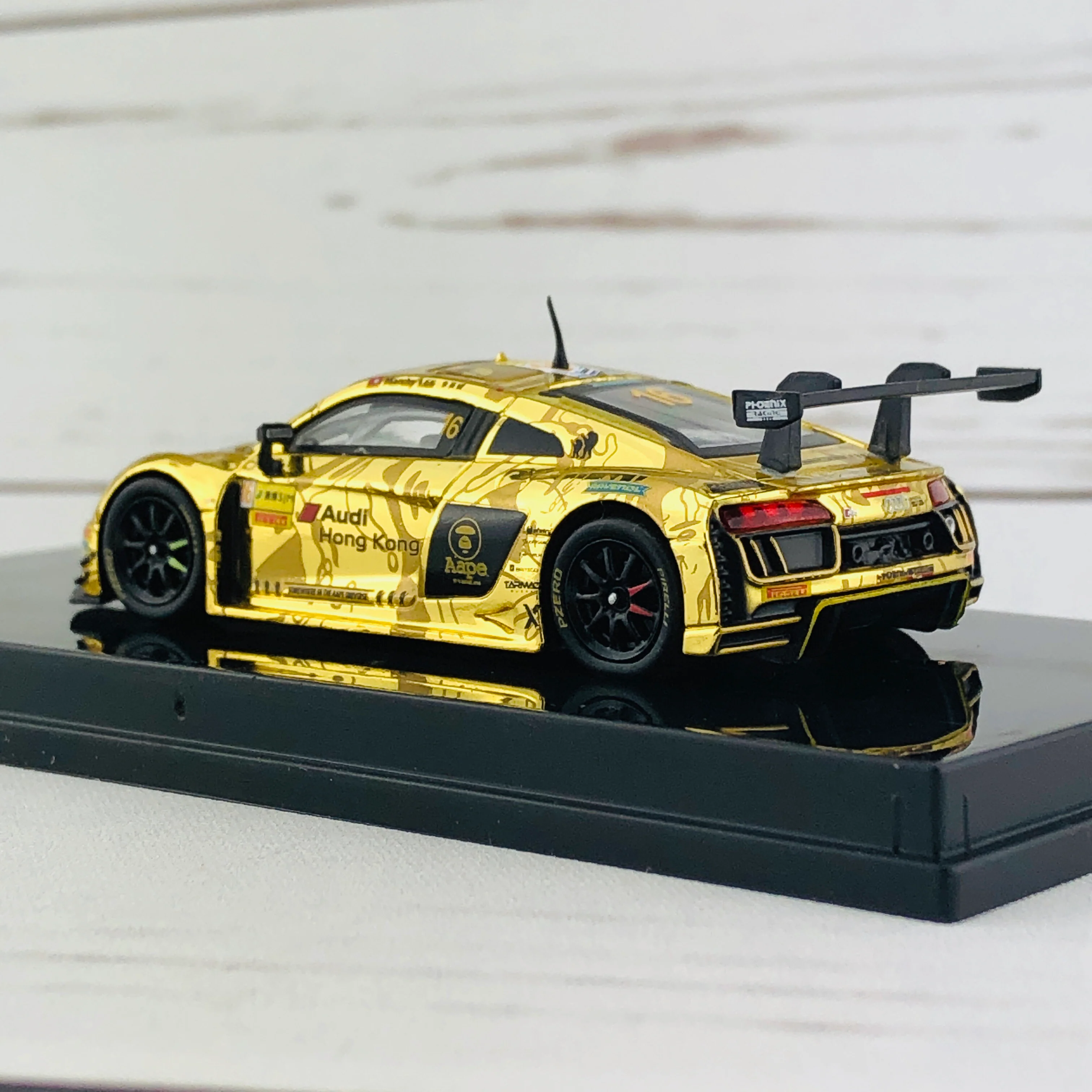 Tarmac Works 1/64 Audi R8 LMS - FIA GT World Cup Macau 2016 AAPE / Phoenix Racing Asia - Marchy Lee - Image 4