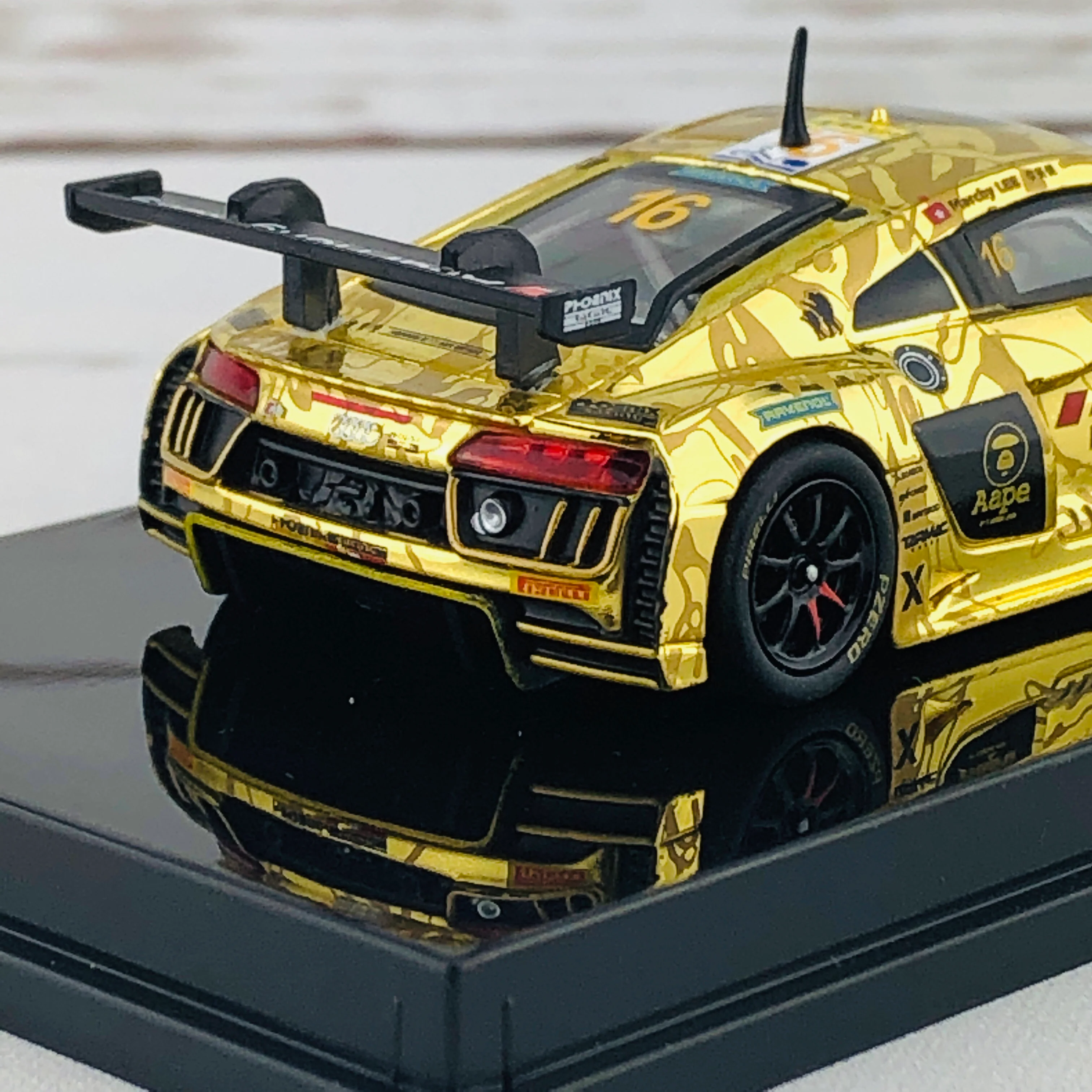 Tarmac Works 1/64 Audi R8 LMS - FIA GT World Cup Macau 2016 AAPE / Phoenix Racing Asia - Marchy Lee - Image 6