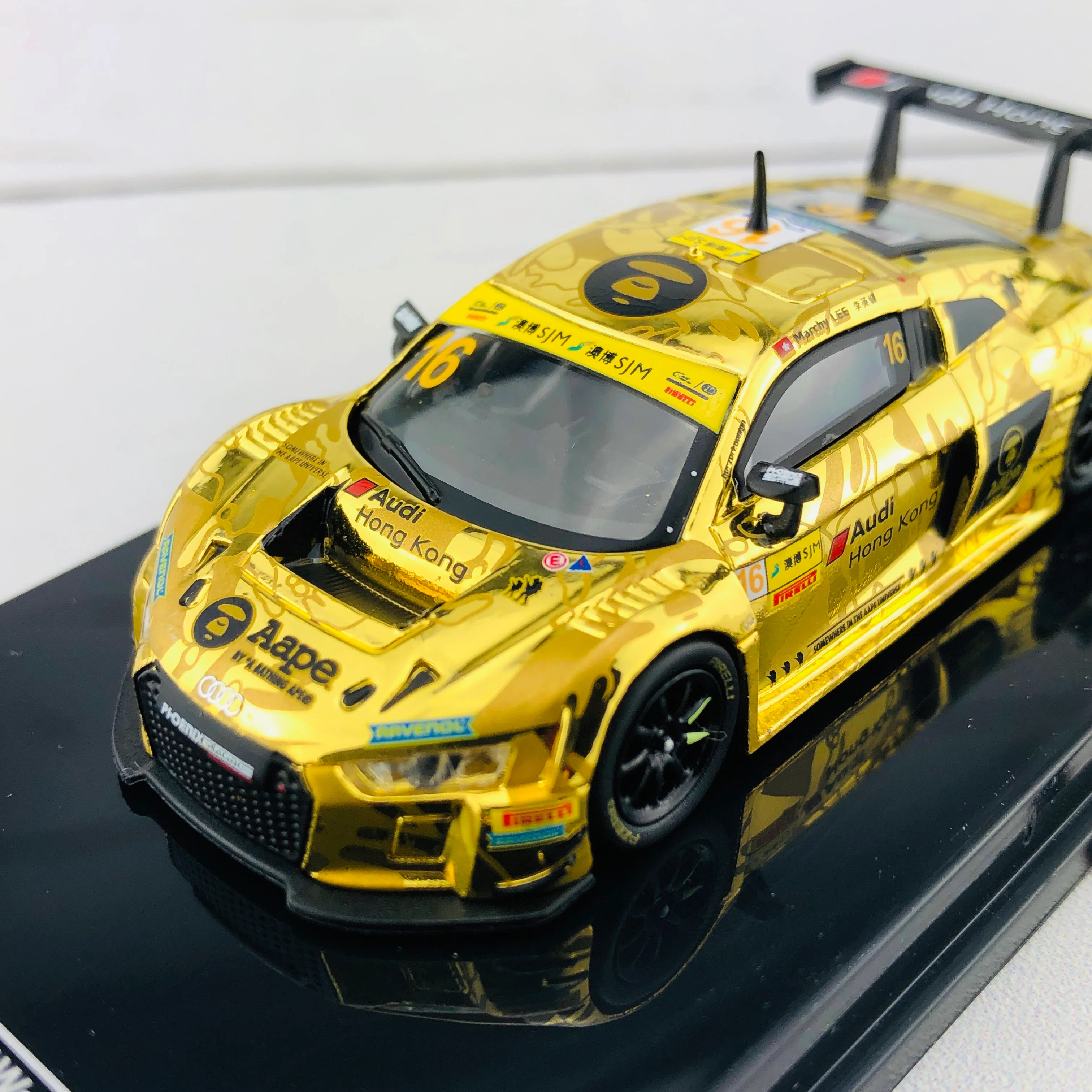 Tarmac Works 1/64 Audi R8 LMS - FIA GT World Cup Macau 2016 AAPE / Phoenix Racing Asia - Marchy Lee - Image 9