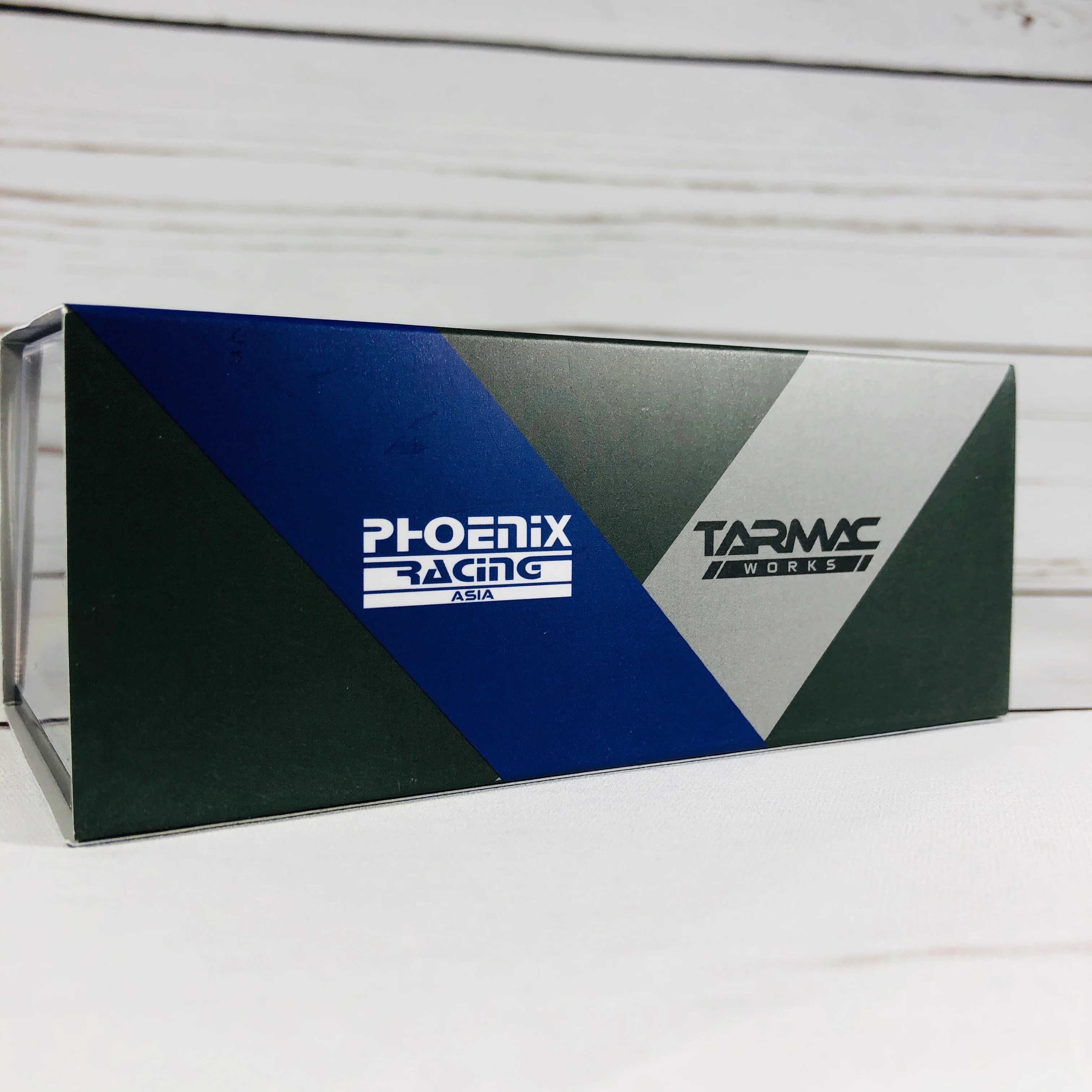Tarmac Works 1/64 Audi RS3 LMS TCR Asia 2017 - Tarmac Works / Phoenix Racing Asia - SK Tong T64-013-17TCR8 - Image 7