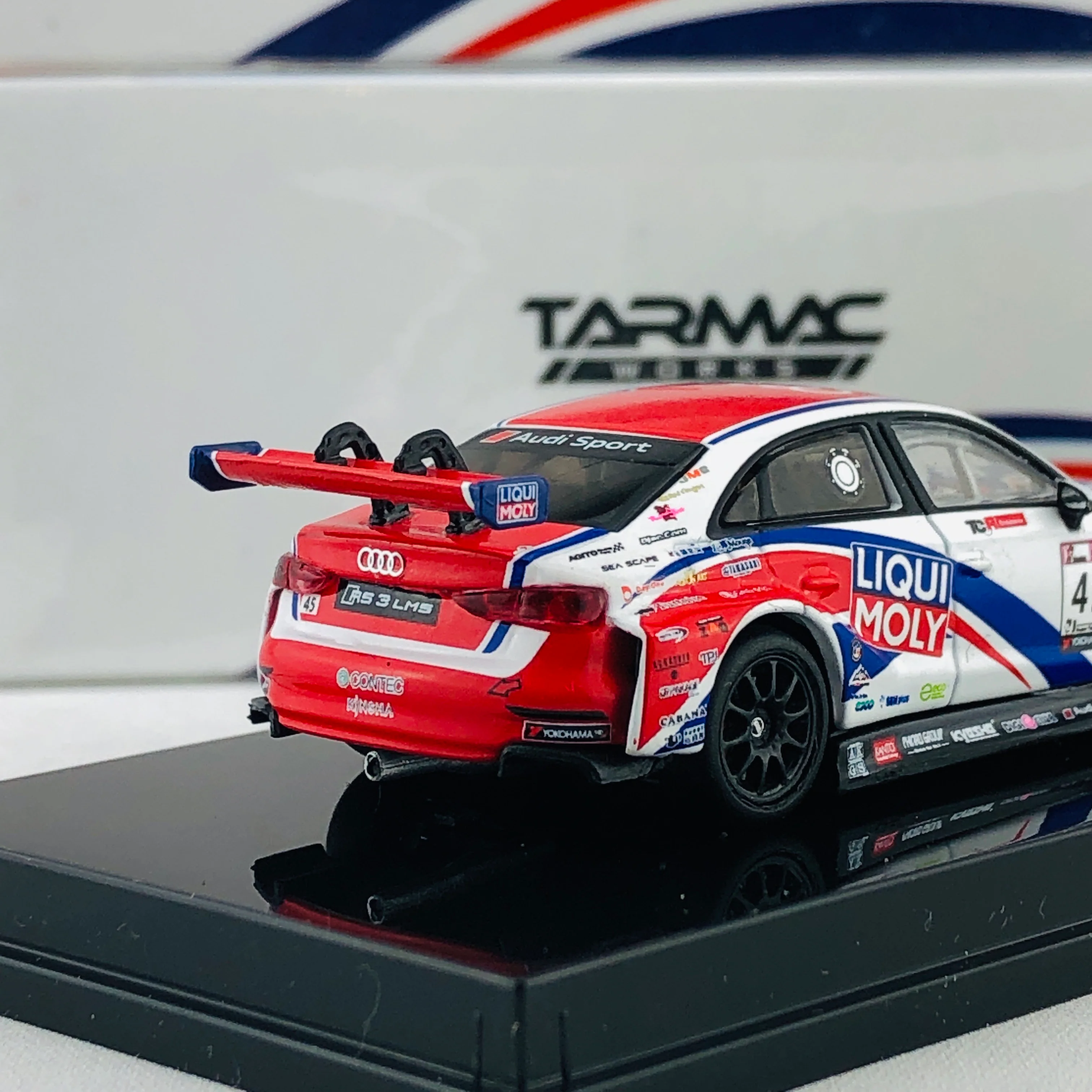 Tarmac Works 1/64 Audi RS3 LMS Super Taikyu Series 2017 Tagahara/Shirasaka/Takeda T64-013-17ST - Image 5