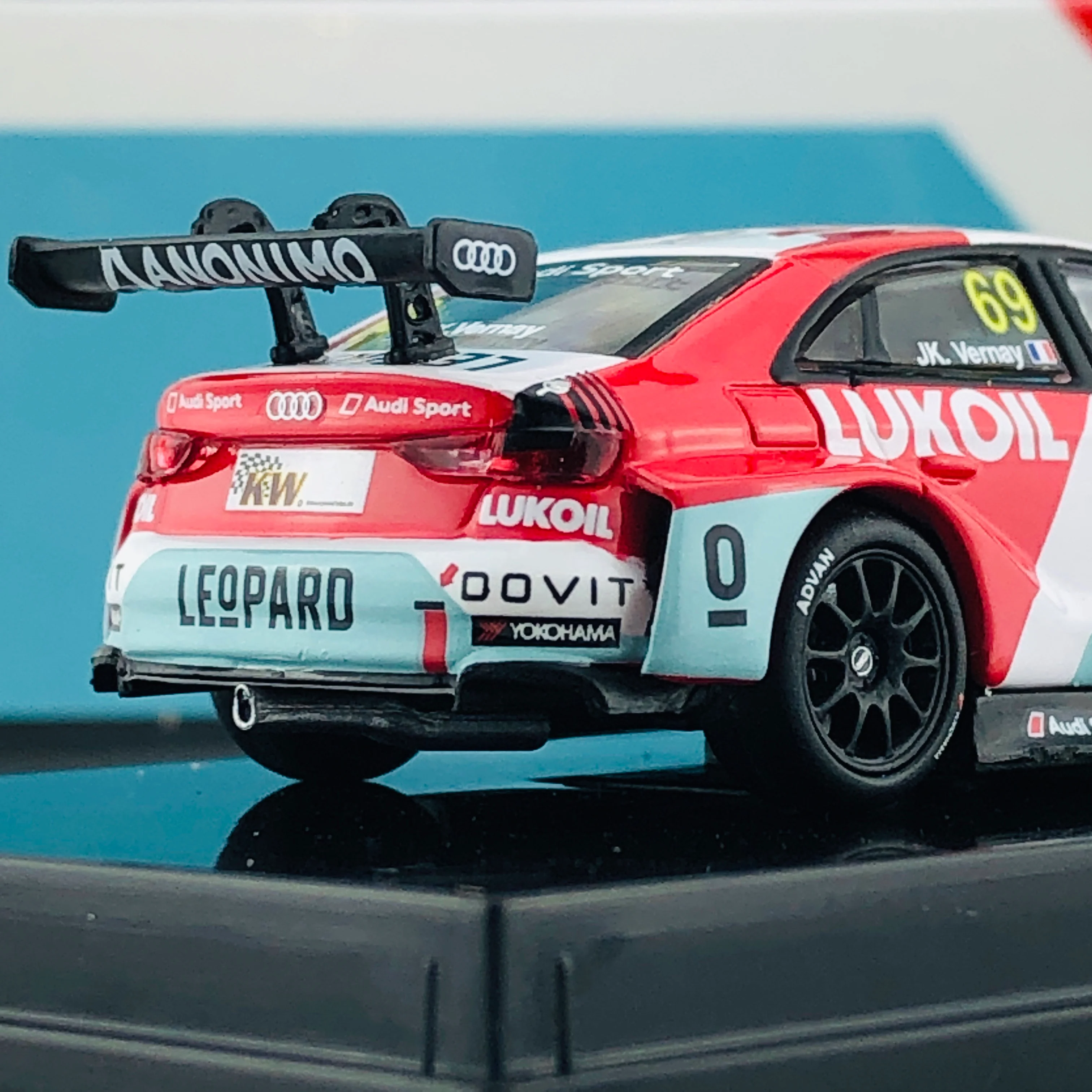 Tarmac Works 1/64 Audi RS3 LMS WTCR 2018 Jean-Karl Vernay Limited to 999pcs T64-013-18WTCR69 - Image 6