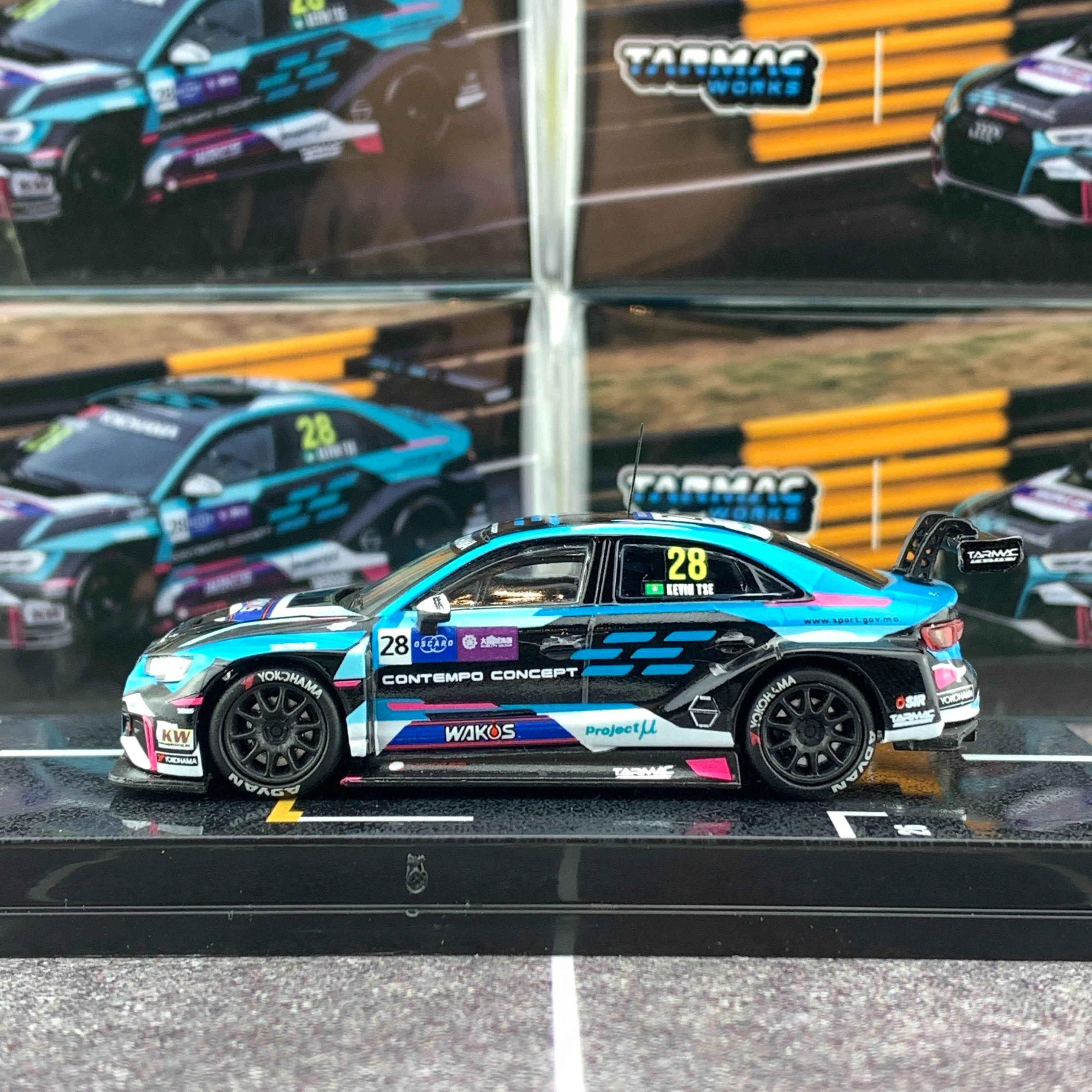 Tarmac Works 1/64 Audi RS3 LMS WTCR Race of Macau 2018 Kevin Tse T64-0013-18WTCR28 - Image 2