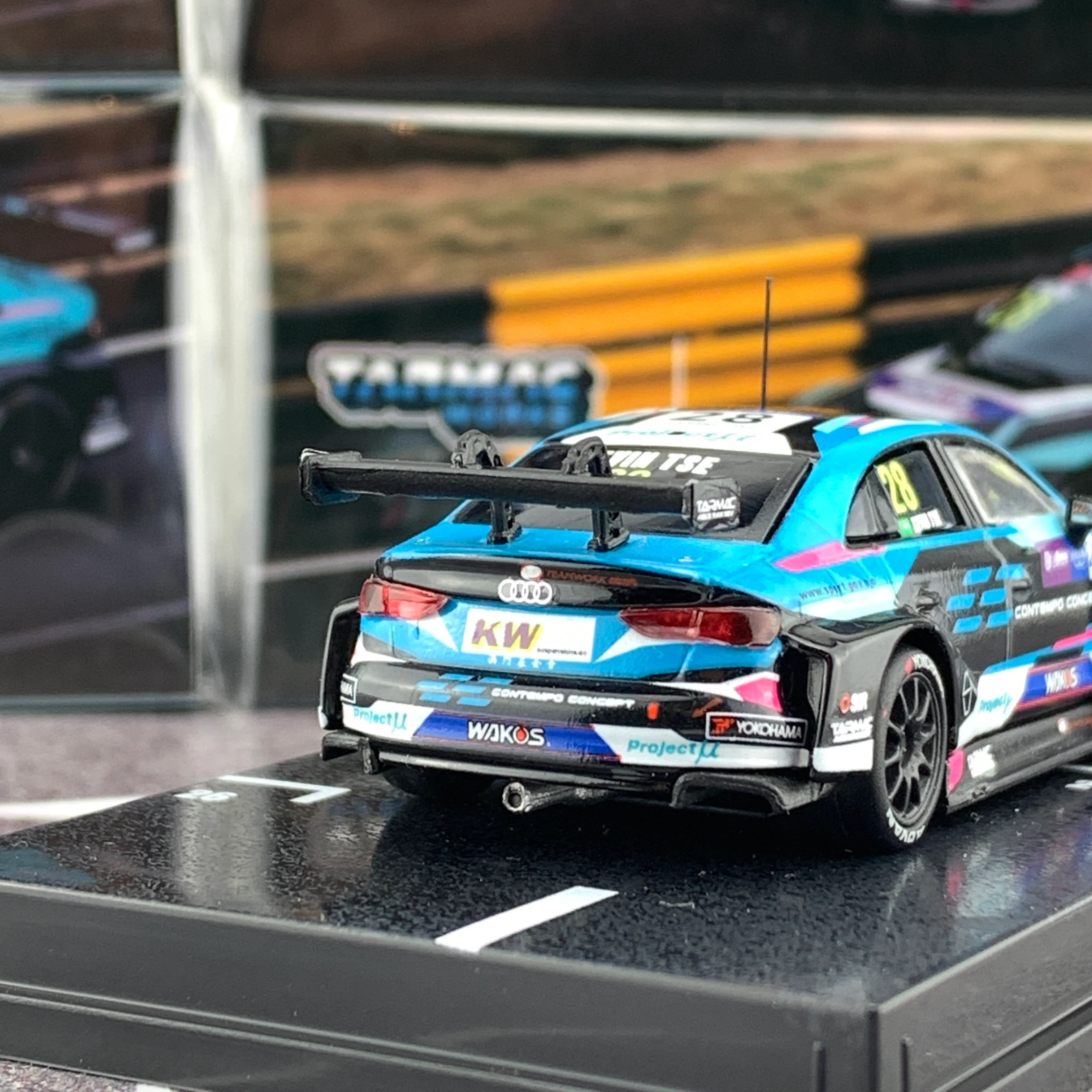 Tarmac Works 1/64 Audi RS3 LMS WTCR Race of Macau 2018 Kevin Tse T64-0013-18WTCR28 - Image 5
