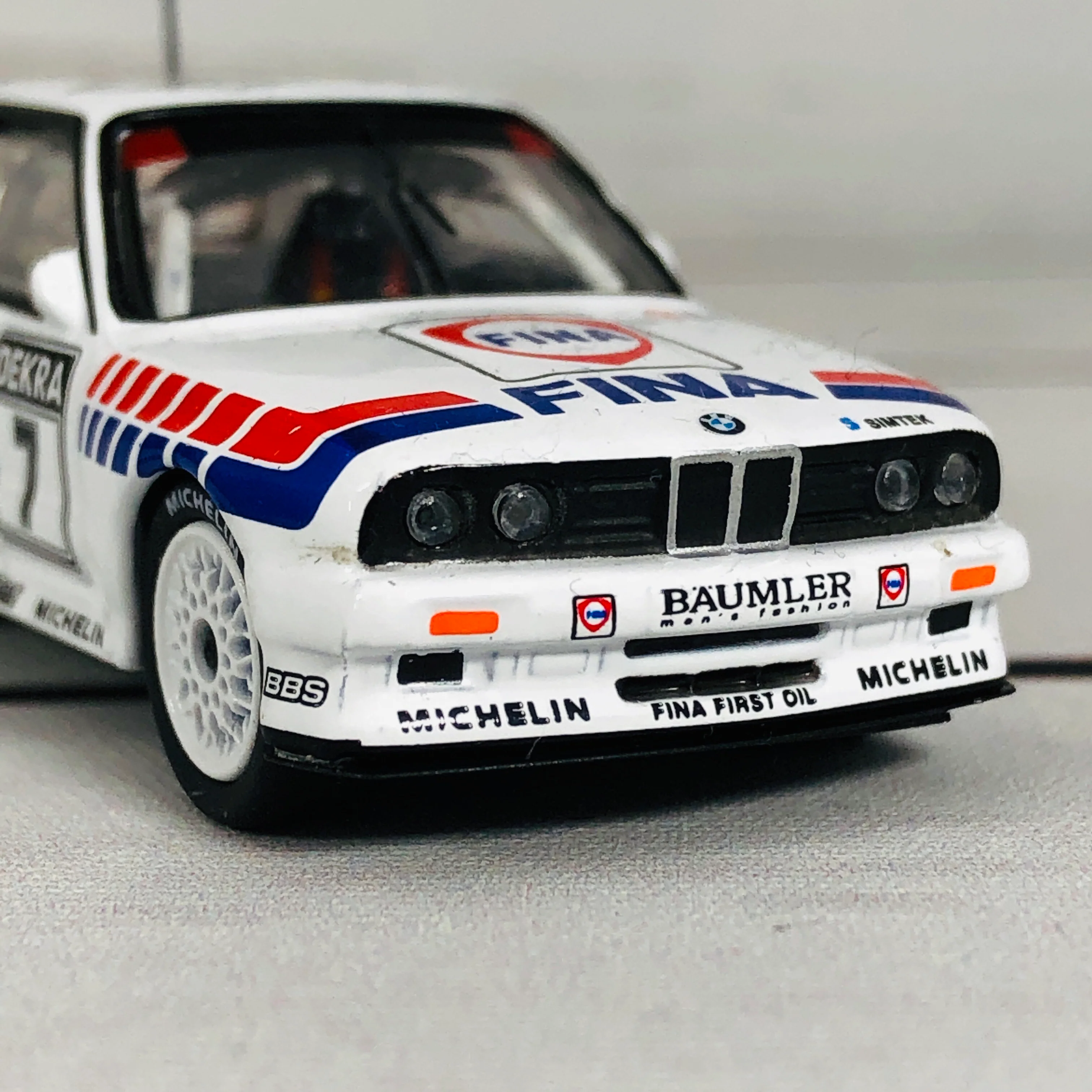 Tarmac Works 1/64 BMW M3 E30 - DTM 1992 - J. Cecotto T64-009-FINA - Image 6
