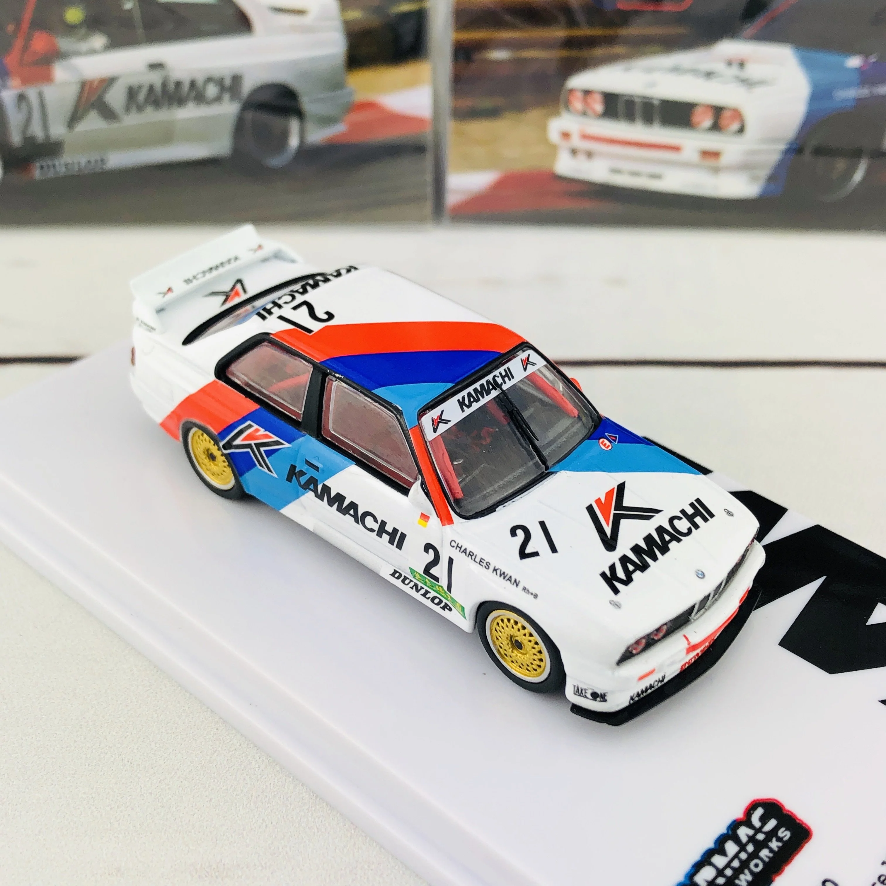 Tarmac Works 1/64 BMW M3 E30 Macau Cup Race 1991 Charles Kwan T64-009-91MCR21 - Image 6