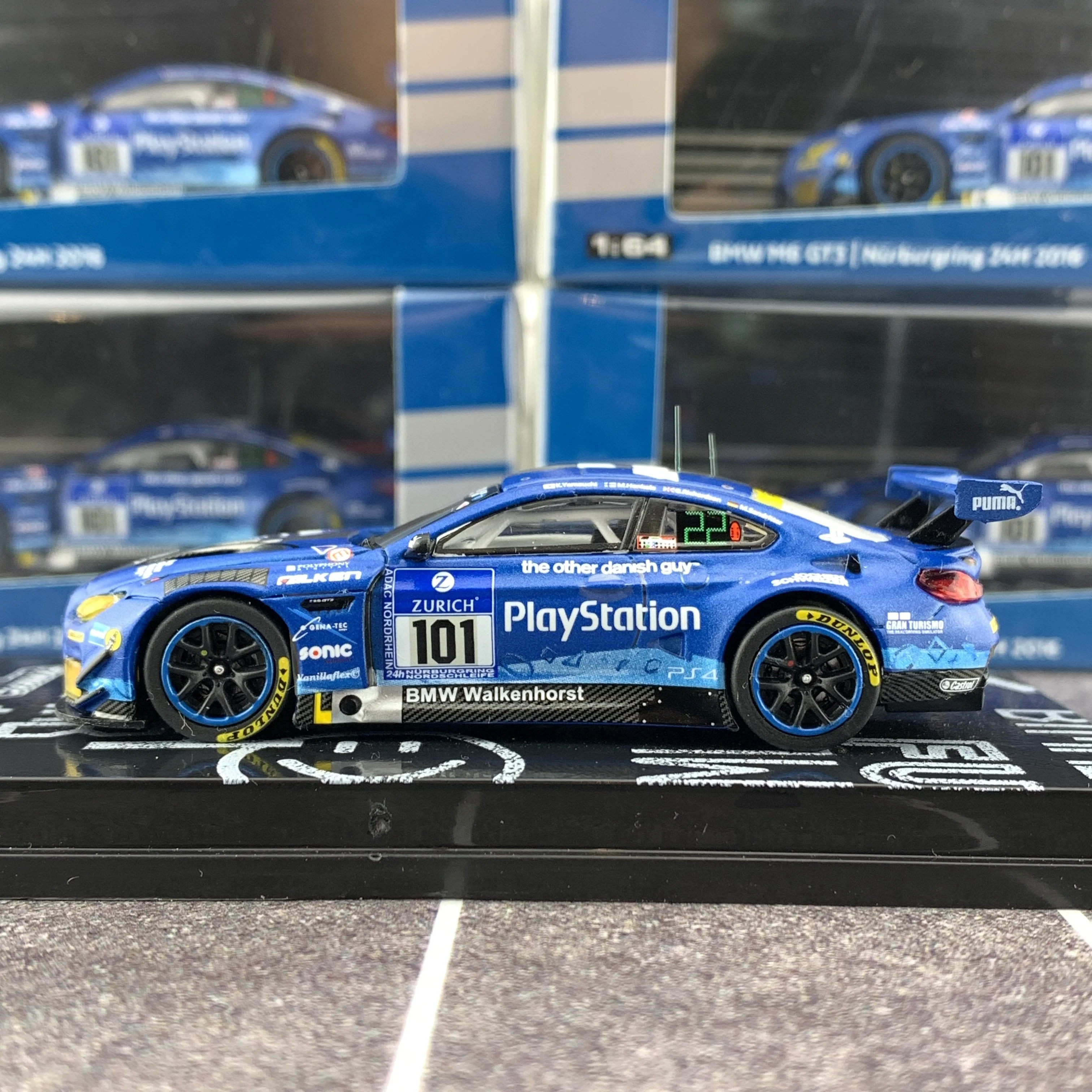 Tarmac Works 1/64 BMW M6 GT3 Nürburgring 24H 2016 T64-020-16NUR101 - Image 2
