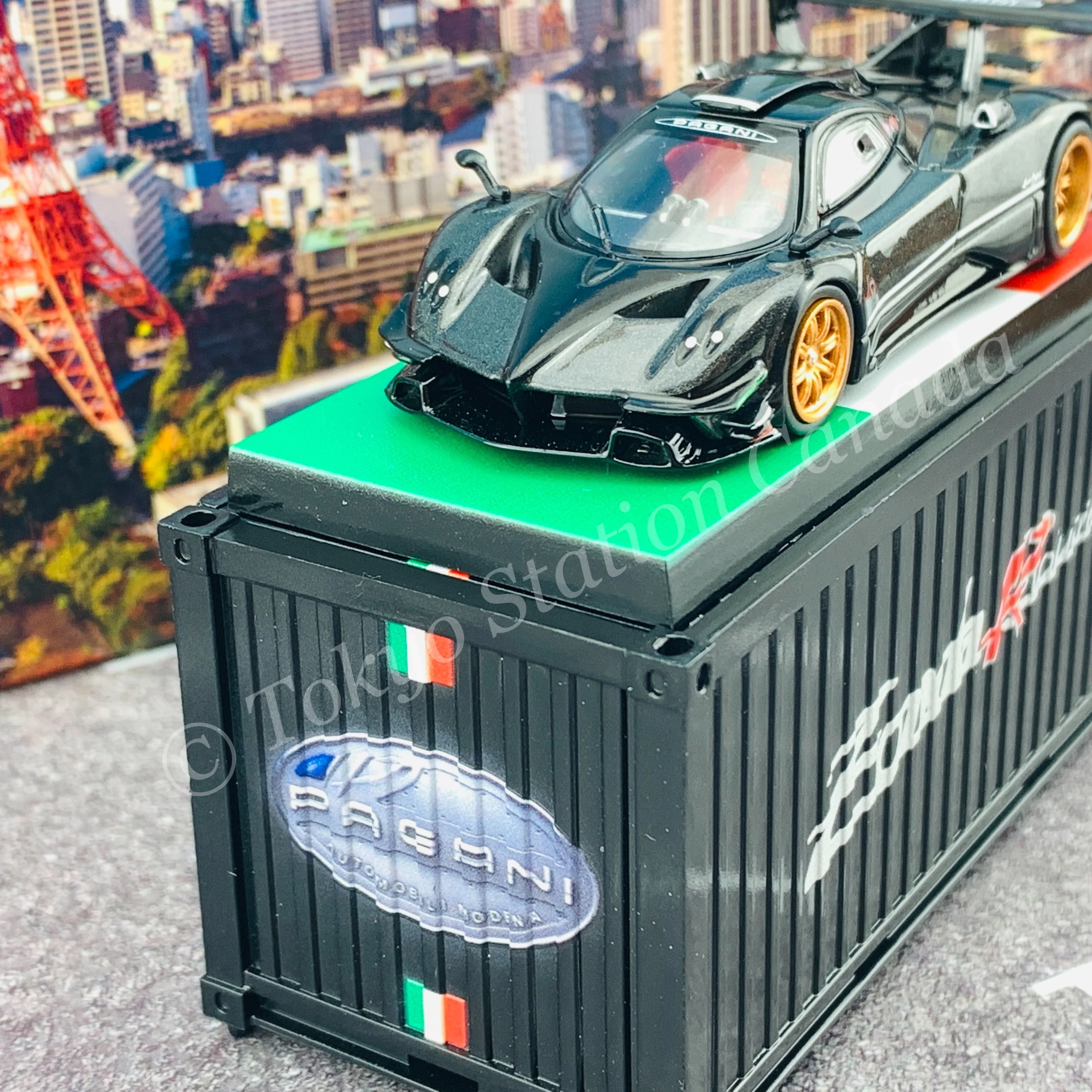 TARMAC WORKS 1/64 GLOBAL64 Pagani Zonda Revolucion Grigio Knockhill Taiwan Special Edition T64G-TL016-GY - Image 2