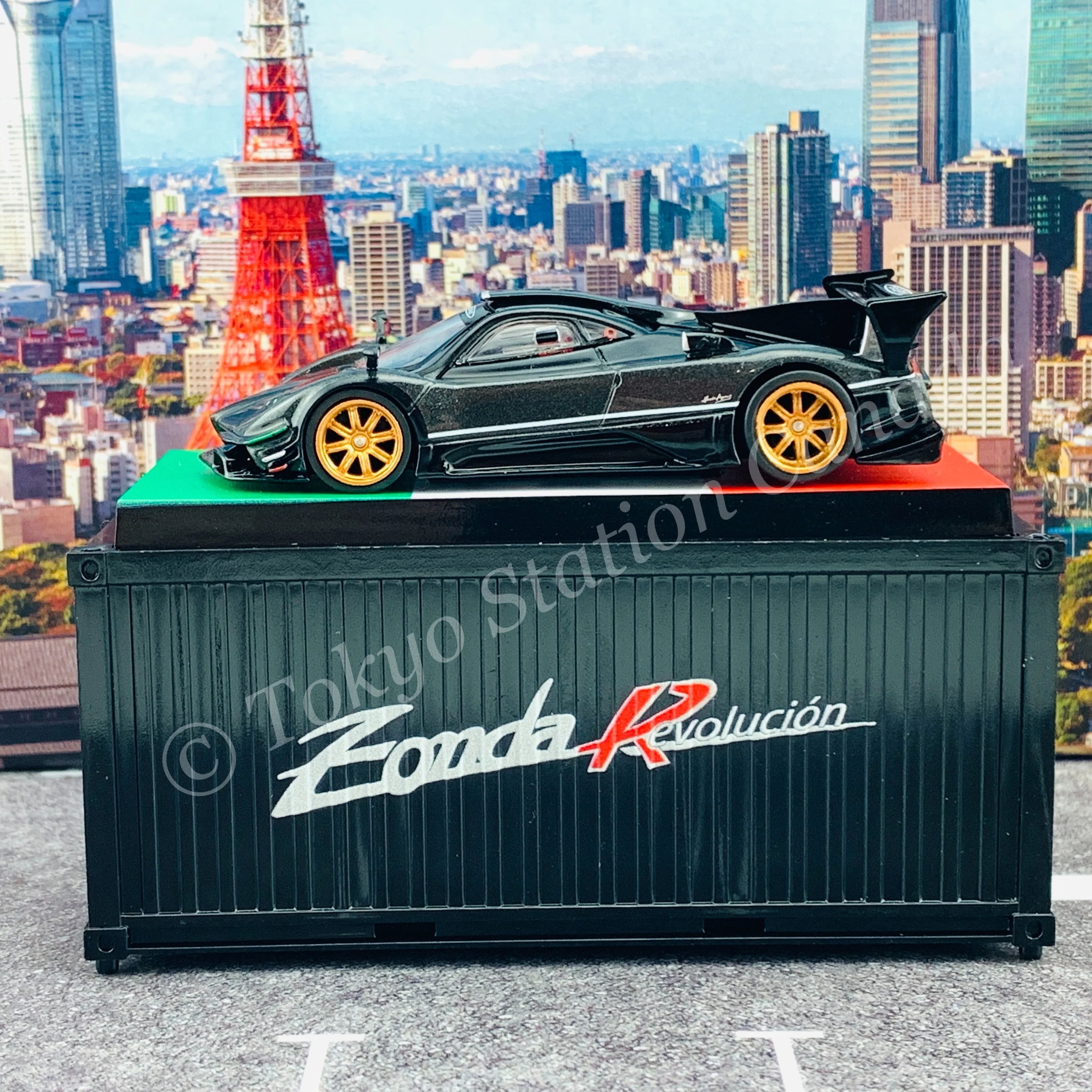 TARMAC WORKS 1/64 GLOBAL64 Pagani Zonda Revolucion Grigio Knockhill Taiwan Special Edition T64G-TL016-GY - Image 3