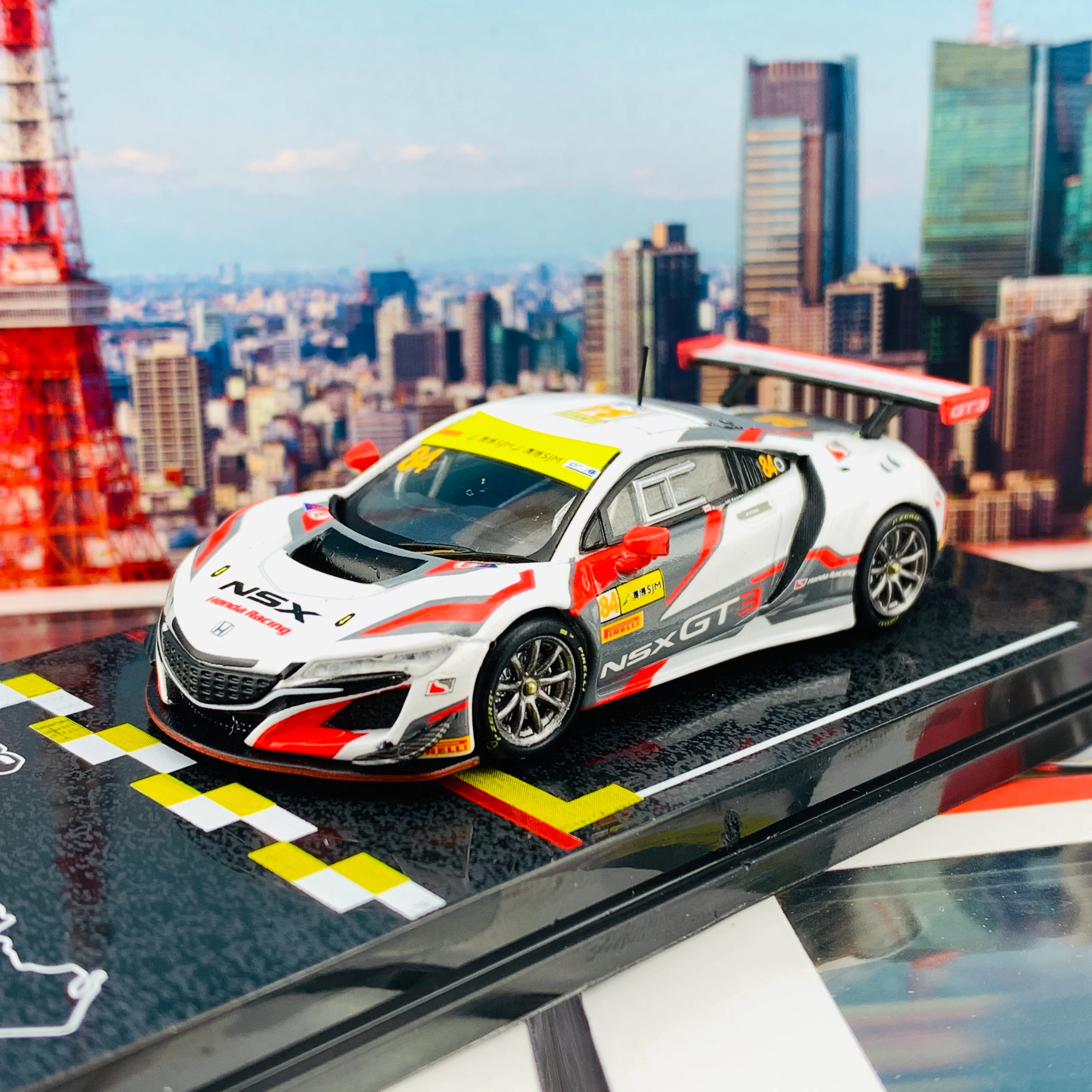 Tarmac Works 1/64 Hobby Collection Honda NSX GT3 Macau GT Cup - FIA GT World Cup 2017 T64-028-17MGT84 - Image 2