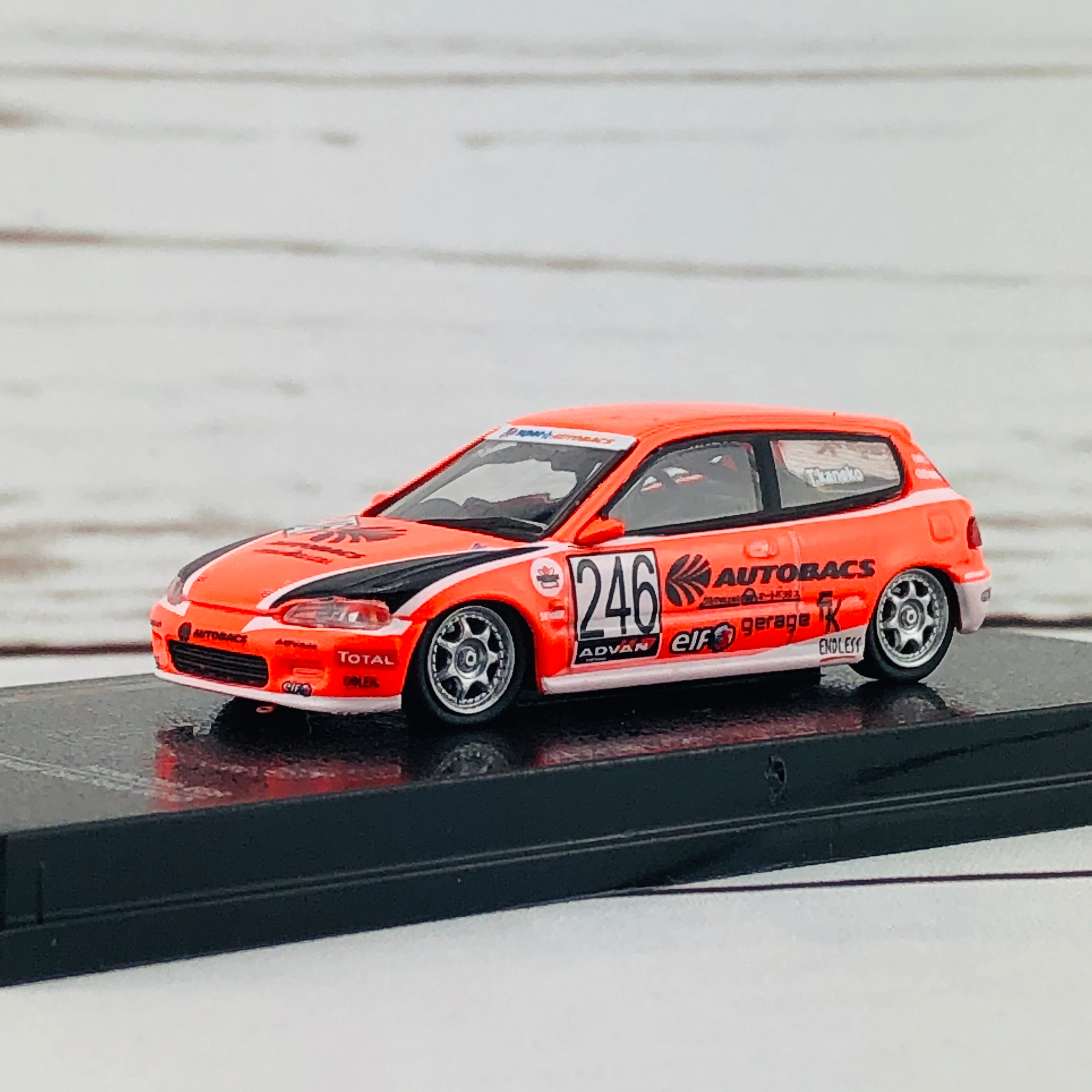 Tarmac Works 1/64 Honda Civic EG6 Motegi Civic Race 2010 #246 AUTOBACS T64-001-AB - Image 6