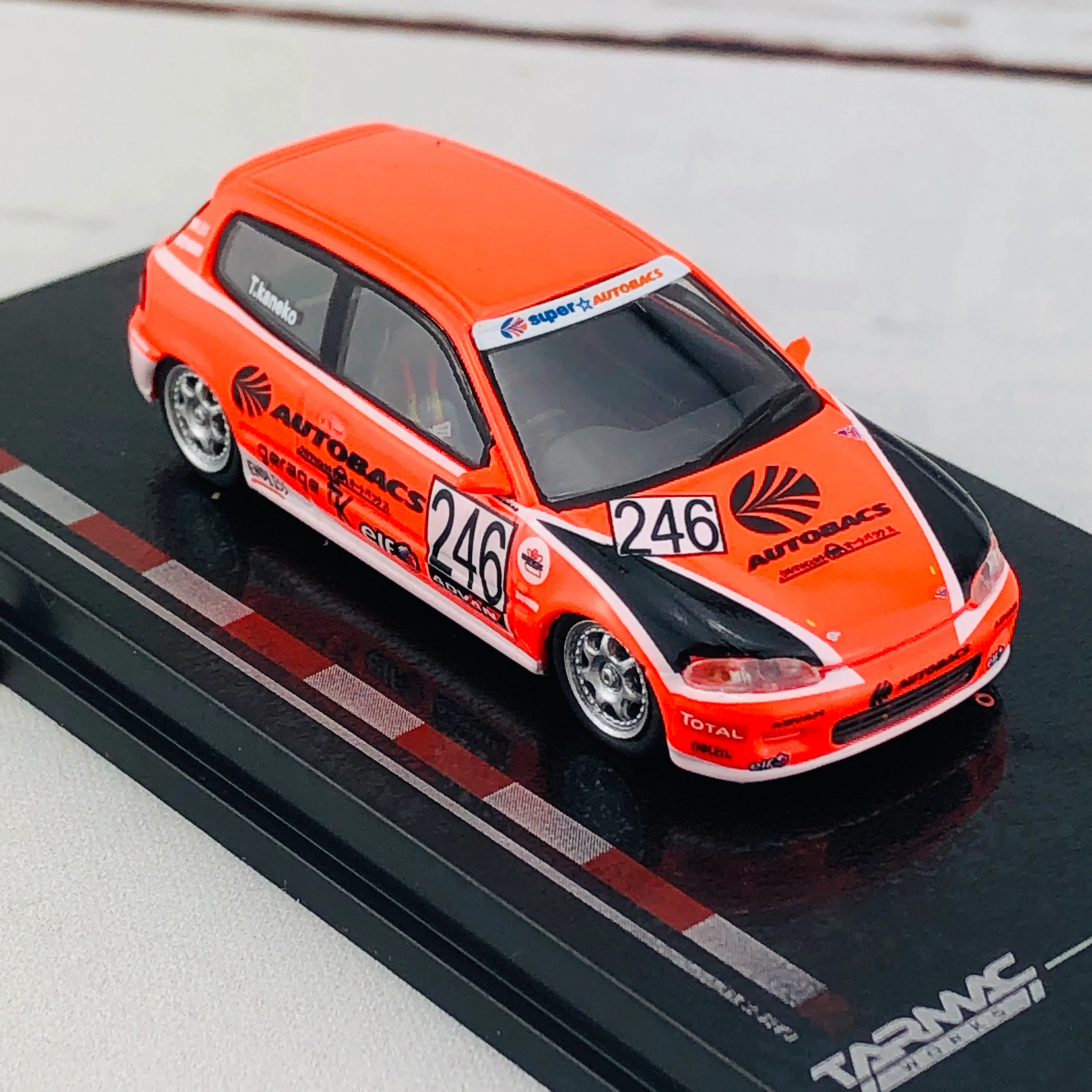Tarmac Works 1/64 Honda Civic EG6 Motegi Civic Race 2010 #246 AUTOBACS T64-001-AB - Image 9