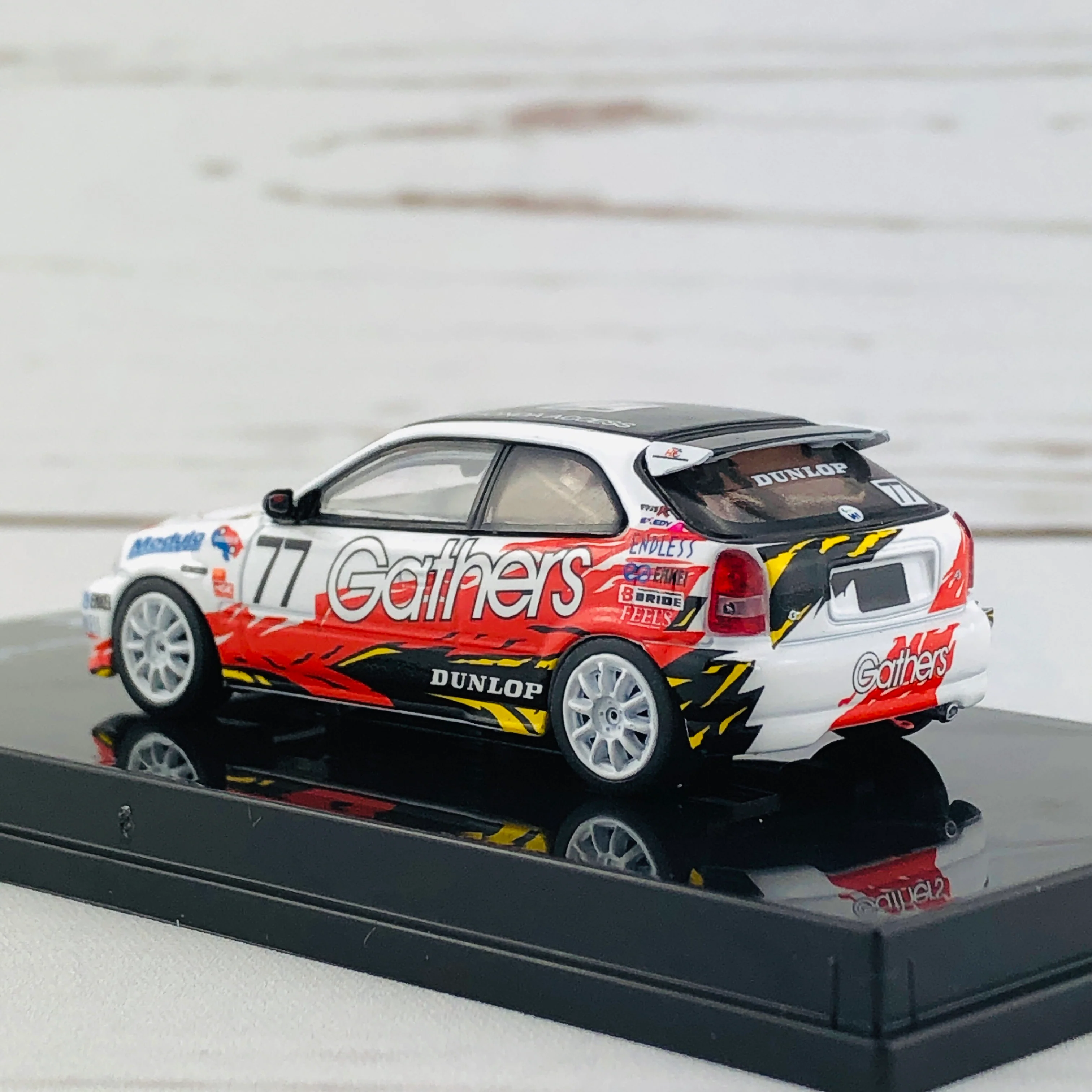 Tarmac Works 1/64 Honda Civic Type R EK9 Super Taikyu 1998 ST-4 Champion Gathers livery #77 T64–010-GR - Image 4