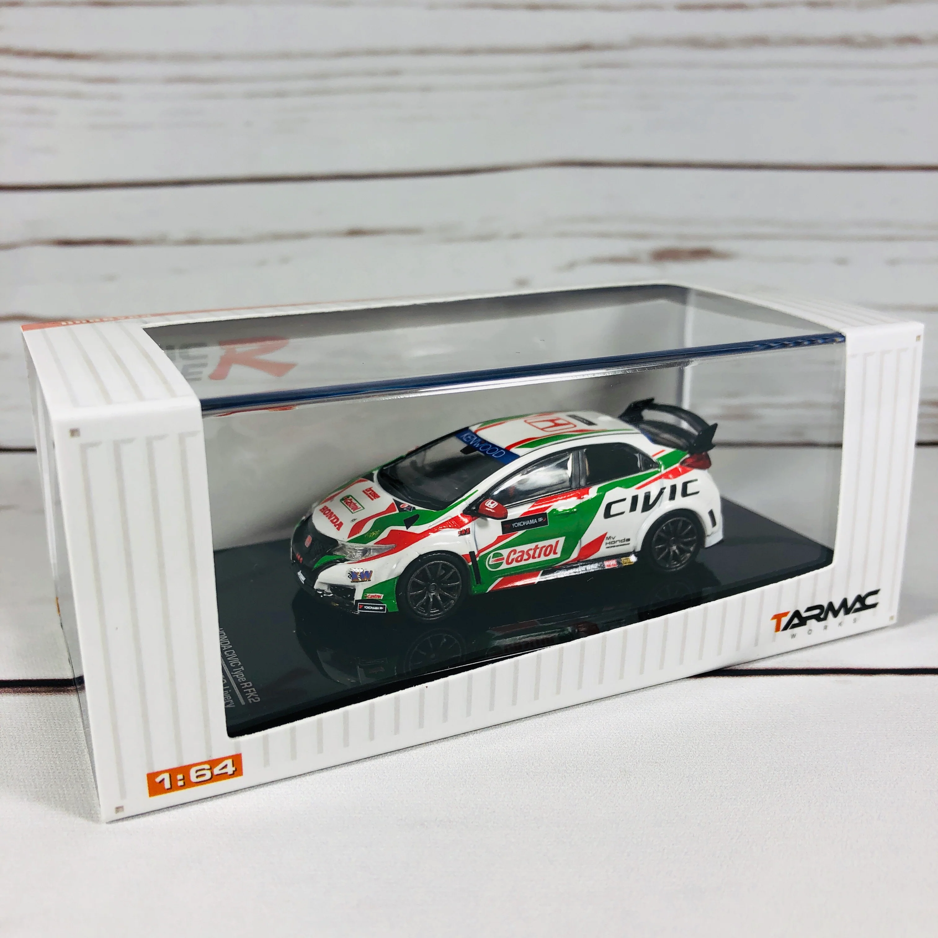 Tarmac Works 1/64 Honda Civic Type R FK2 Touring Car Livery - Image 7