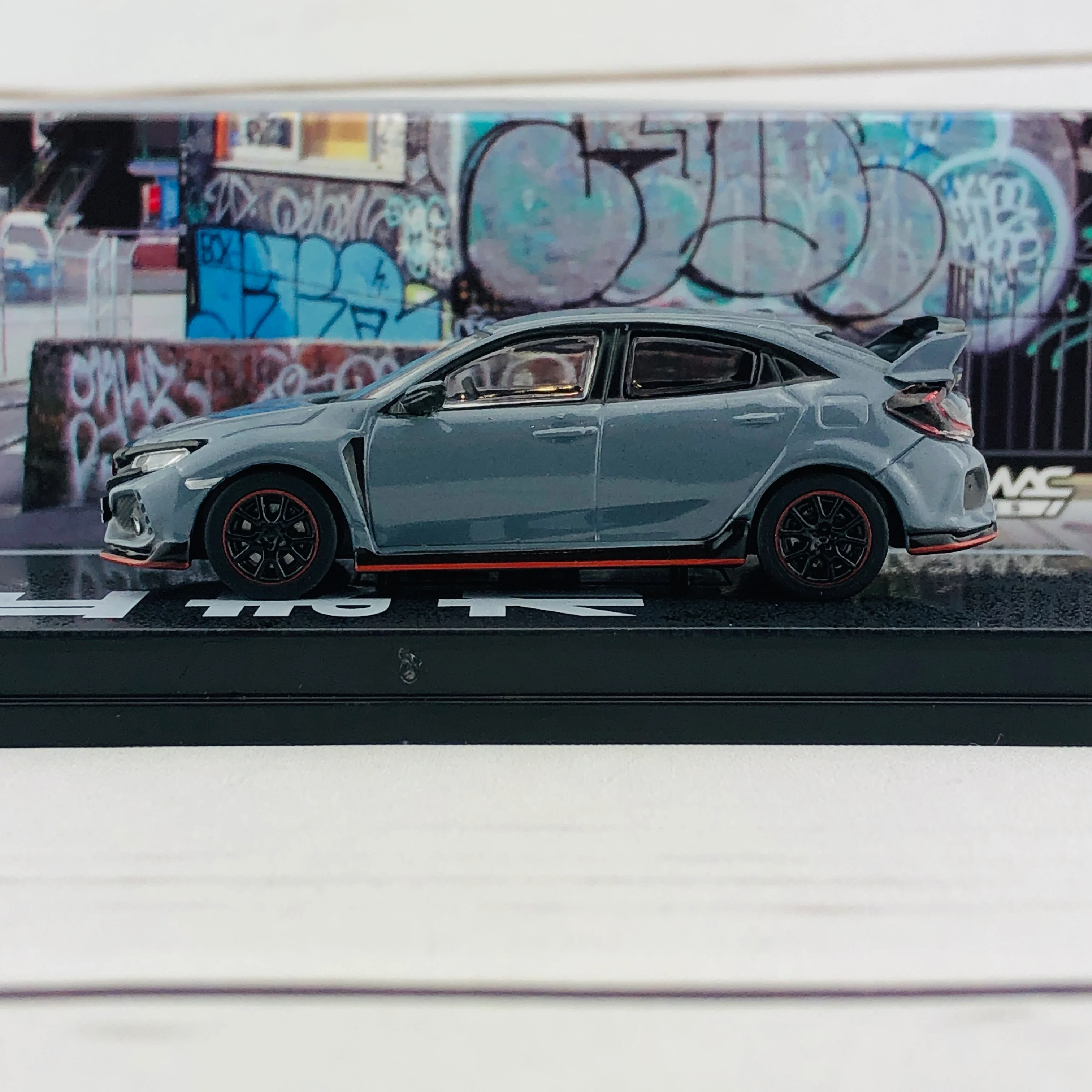 Tarmac Works 1/64 Honda Civic Type R FK8 Malaysia Exclusive Model T64-014-SGY - Image 2