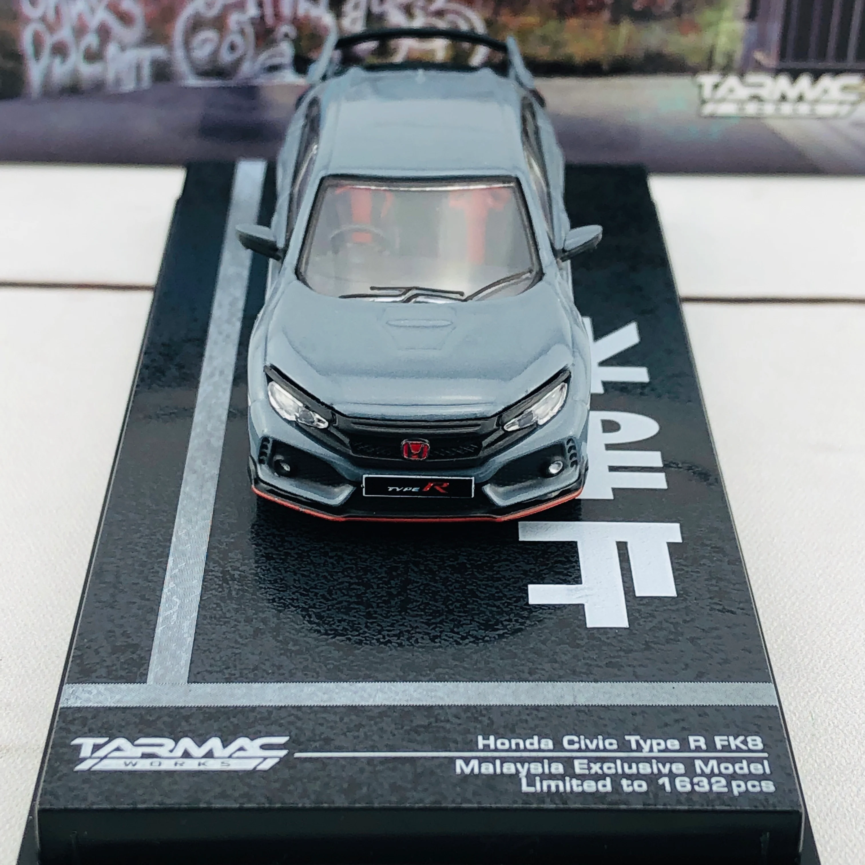 Tarmac Works 1/64 Honda Civic Type R FK8 Malaysia Exclusive Model T64-014-SGY - Image 7