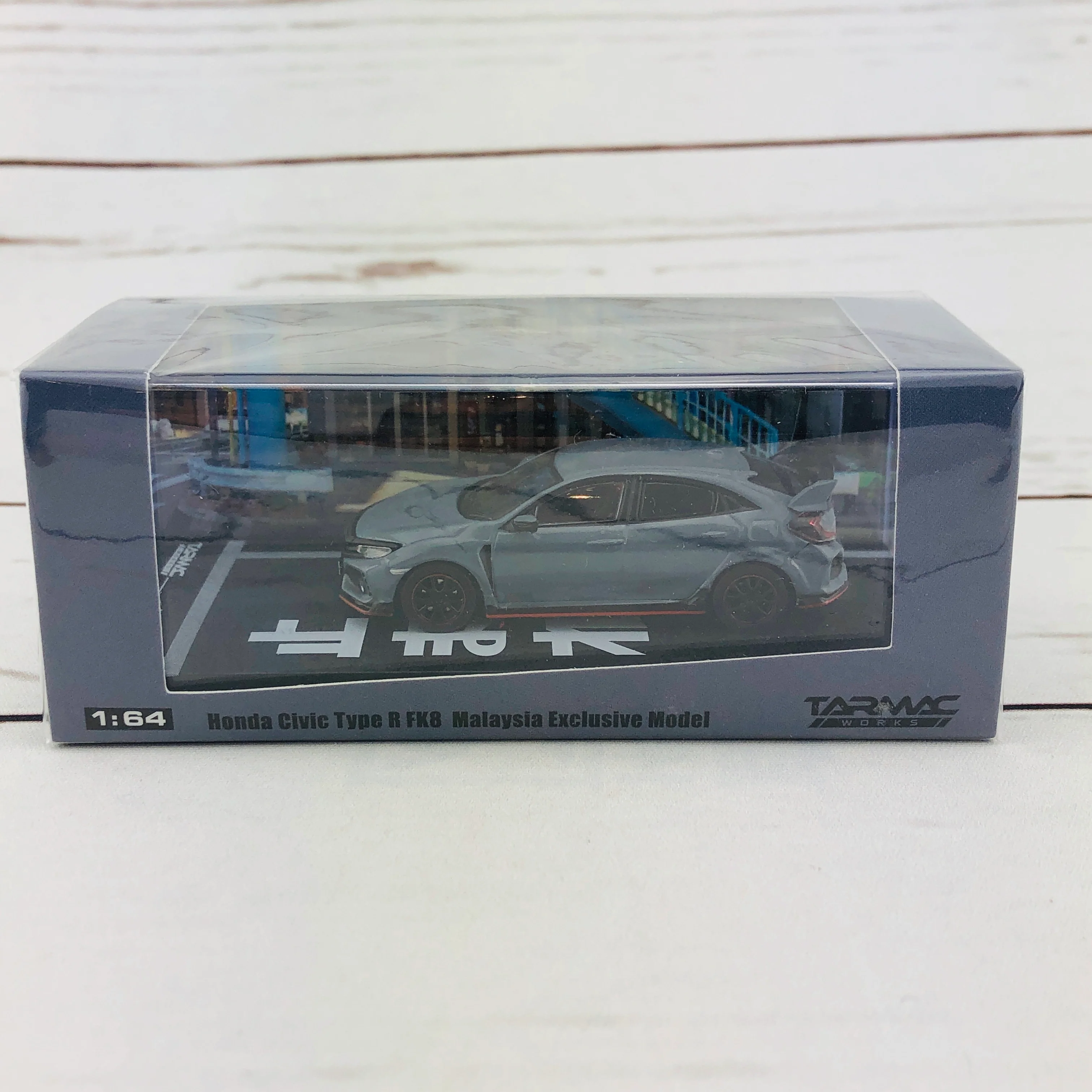 Tarmac Works 1/64 Honda Civic Type R FK8 Malaysia Exclusive Model T64-014-SGY - Image 8
