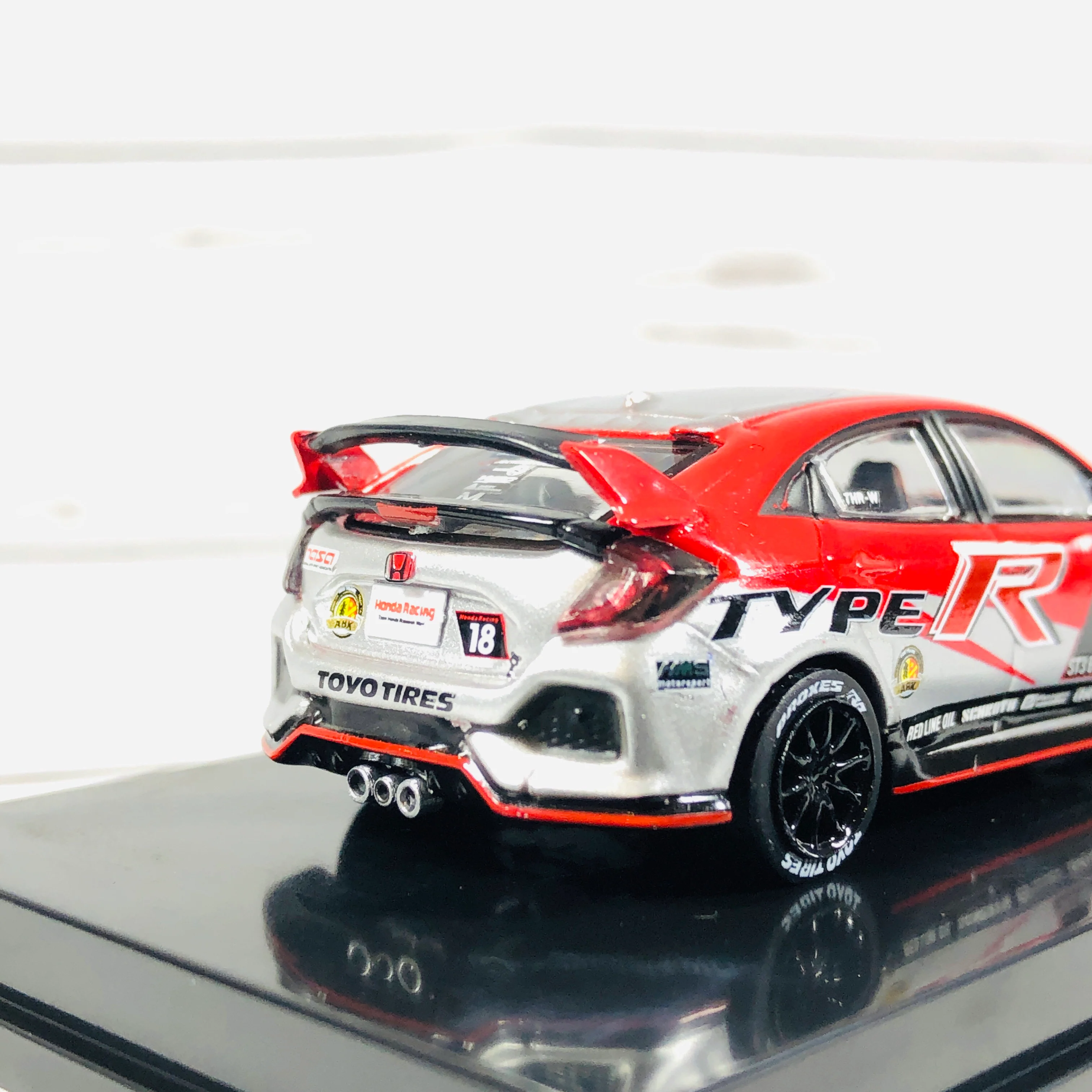 Tarmac Works 1/64 Honda Civic Type R FK8 NASA 25 Hours of Thunderhill #18 T64-014-NASA - Image 7