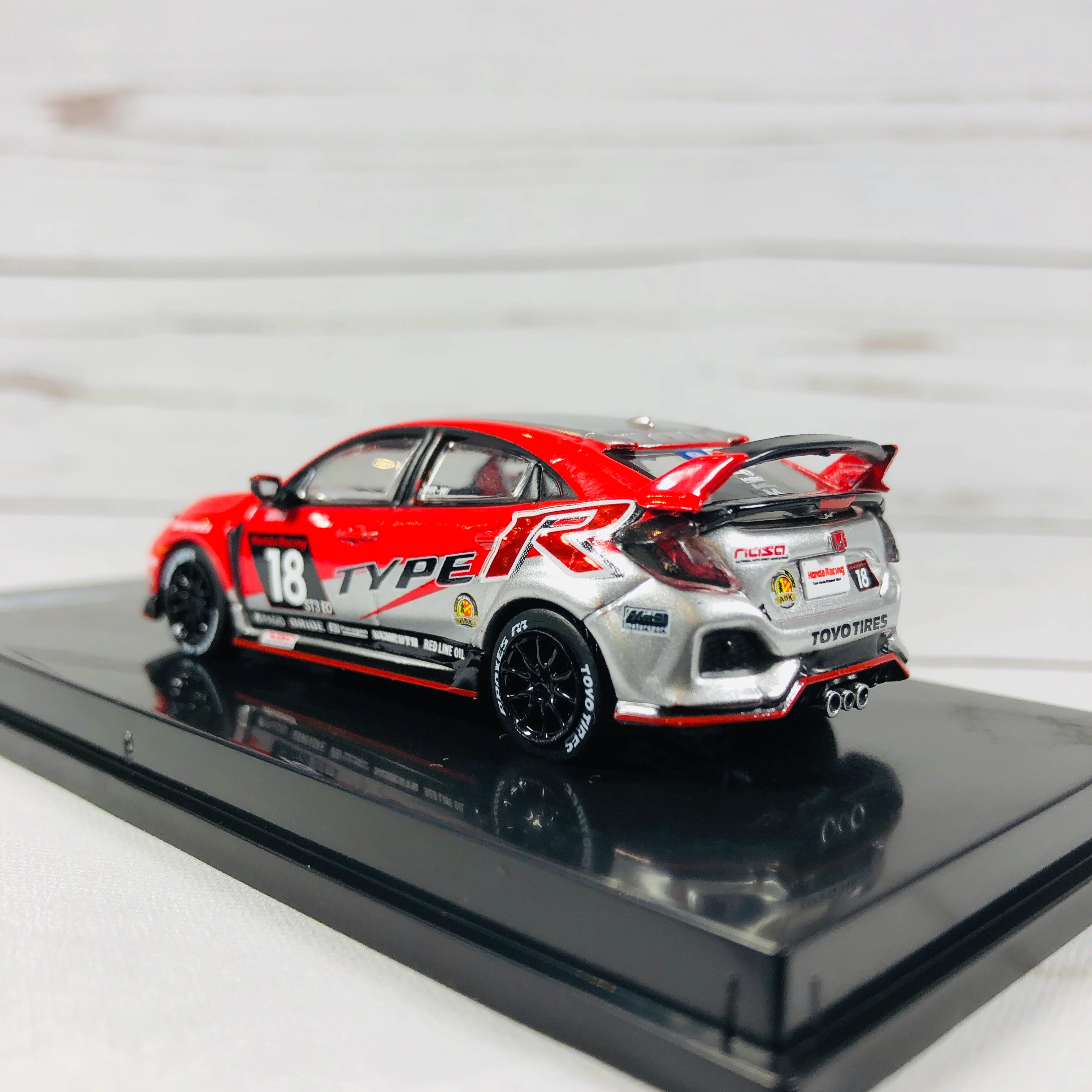 Tarmac Works 1/64 Honda Civic Type R FK8 NASA 25 Hours of Thunderhill #18 T64-014-NASA - Image 8