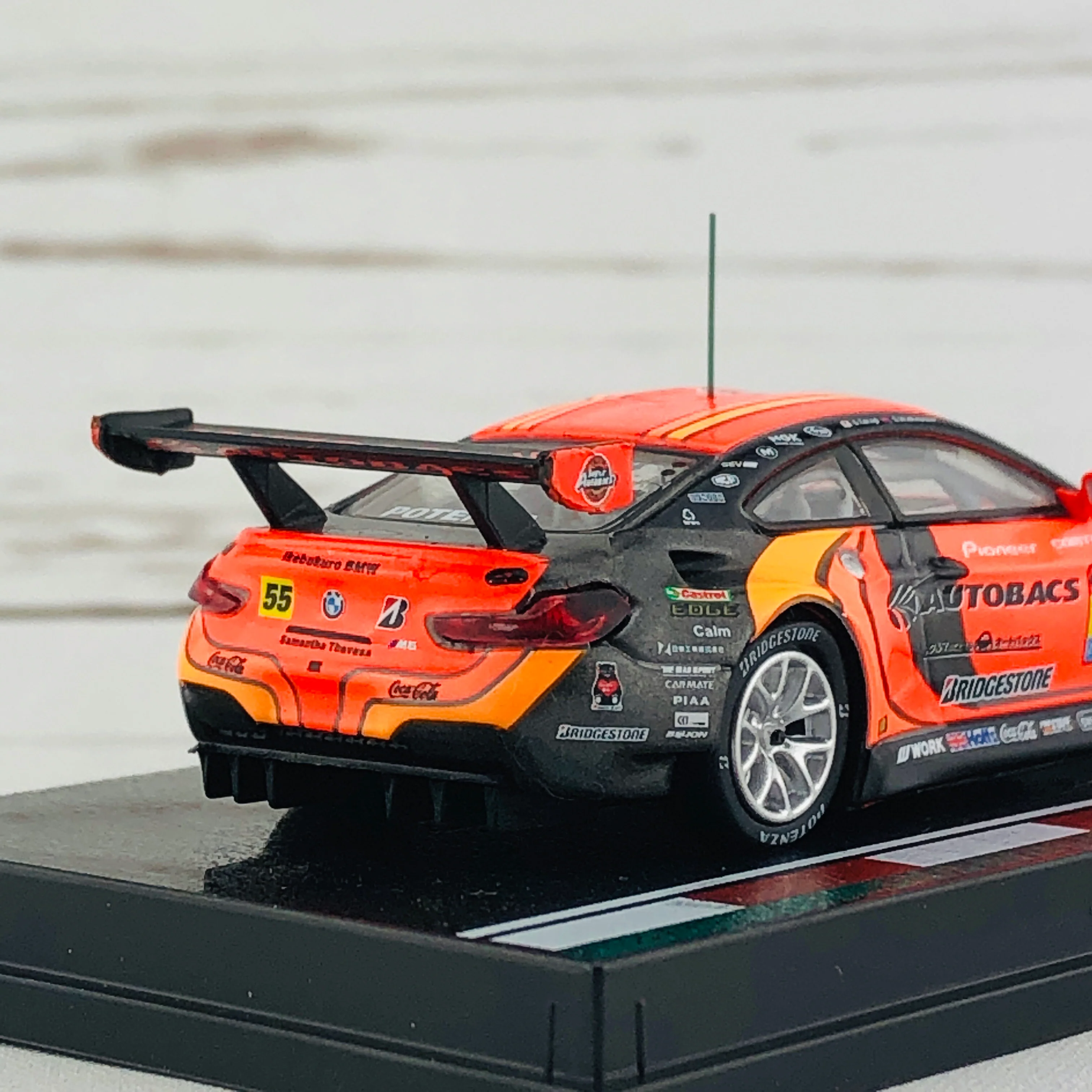 Tarmac Works 1/64 BMW M6 GTS Super GT Series GT300 2017 Takagi / Walkinshaw Taiwan Exclusive Model - Image 6