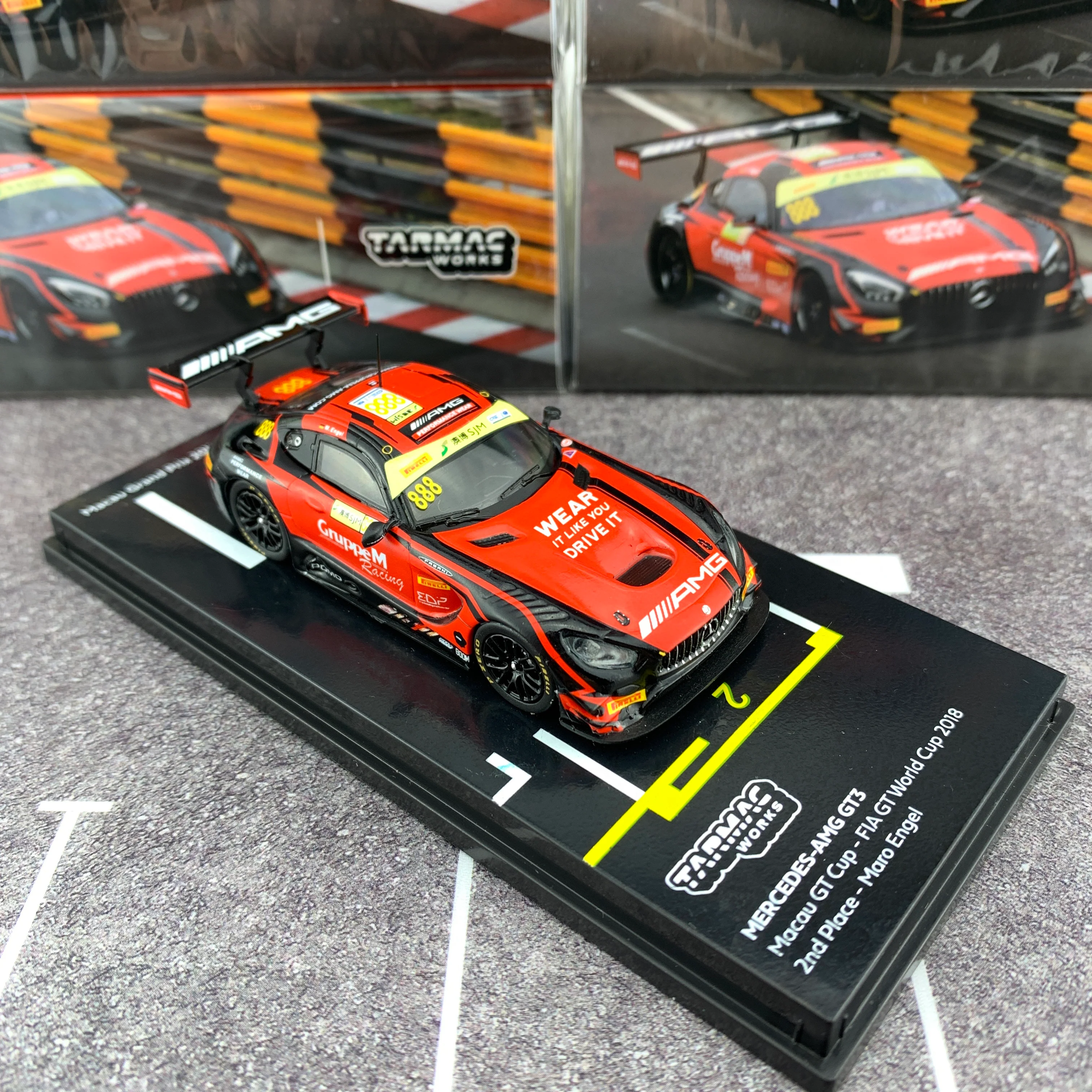 Tarmac Works 1/64 Mercedes-AMG GT3 Macau GT Cup - FIA GT World Cup 2018  2nd Place - Maro Engel T64-008-18MGP888 - Image 6