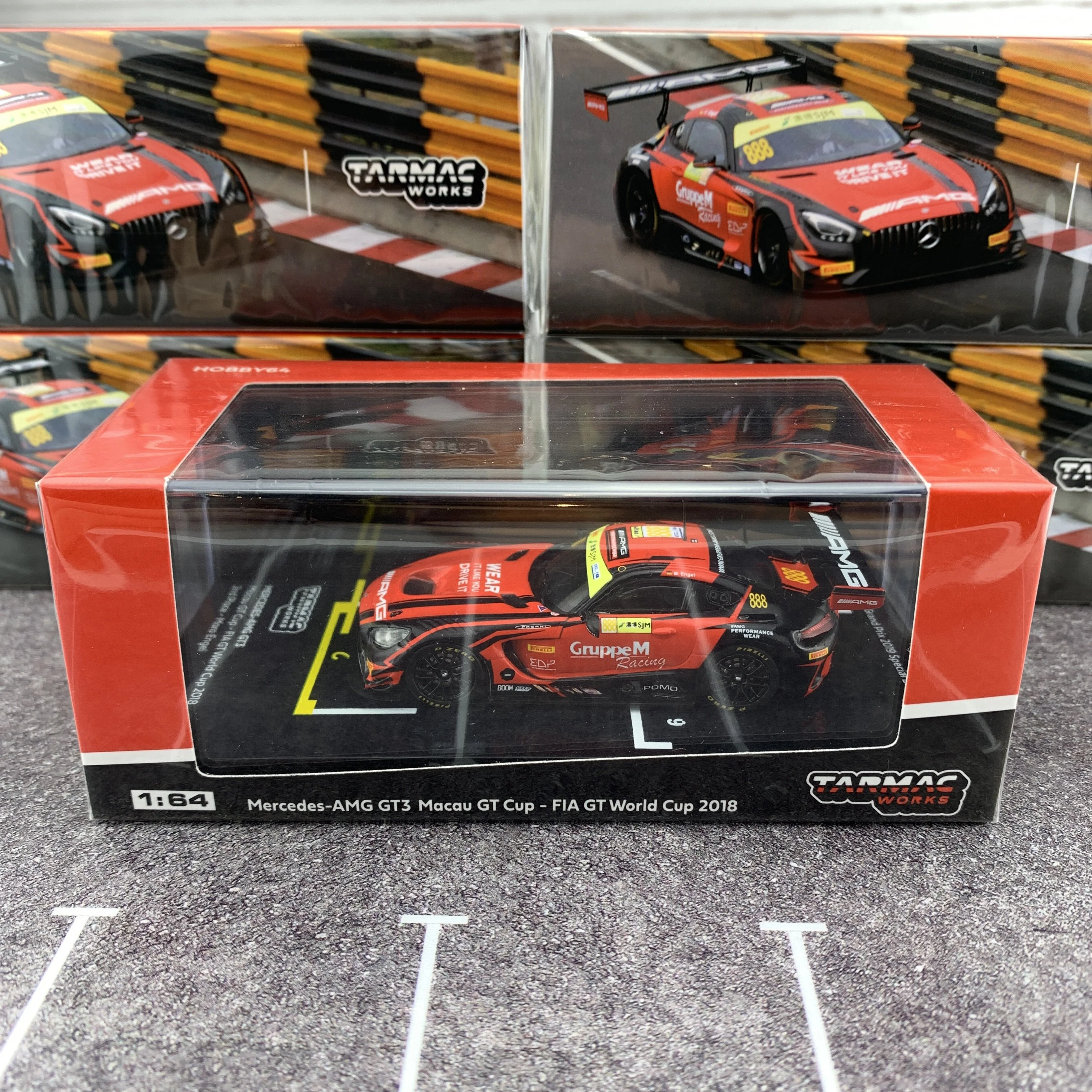 Tarmac Works 1/64 Mercedes-AMG GT3 Macau GT Cup - FIA GT World Cup 2018  2nd Place - Maro Engel T64-008-18MGP888 - Image 7