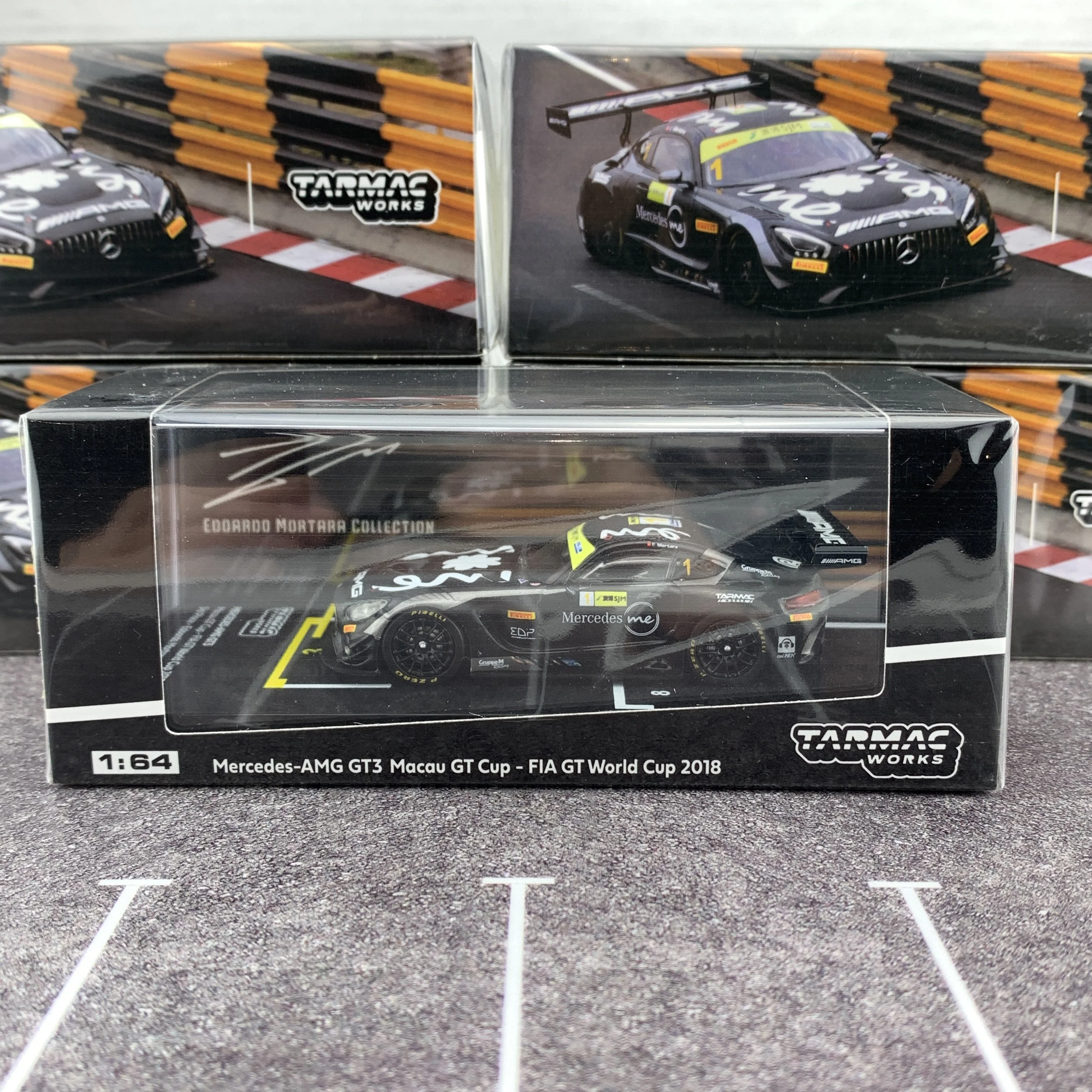 Tarmac Works 1/64 Mercedes-AMG GT3 Macau GT Cup - FIA GT World Cup 2018 3rd Place - Edoardo Mortara T64-008-18MGP01 - Image 7