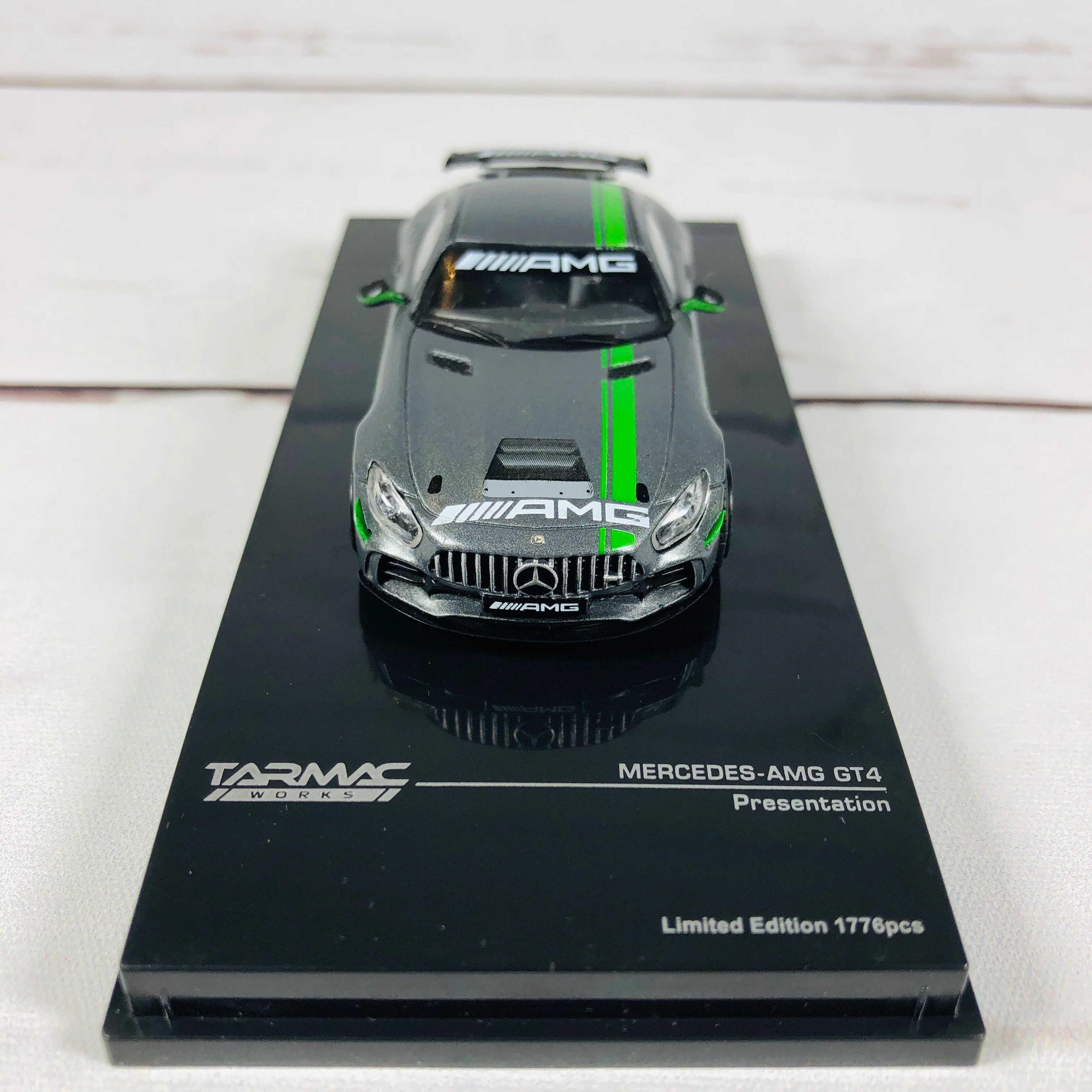 Tarmac Works 1/64 Mercedes-AMG GT4 Presentation T64-006-GT4 - Image 3