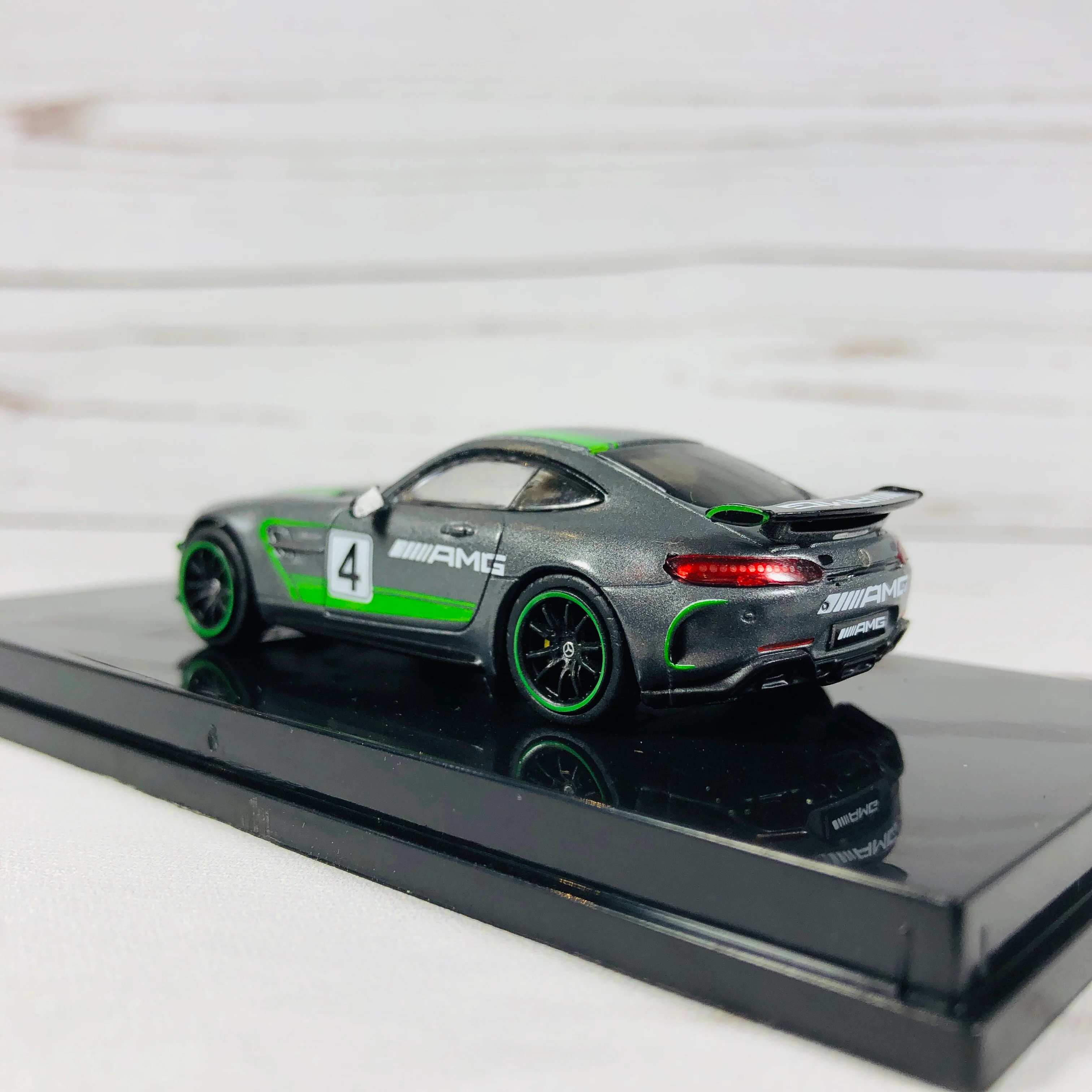 Tarmac Works 1/64 Mercedes-AMG GT4 Presentation T64-006-GT4 - Image 6