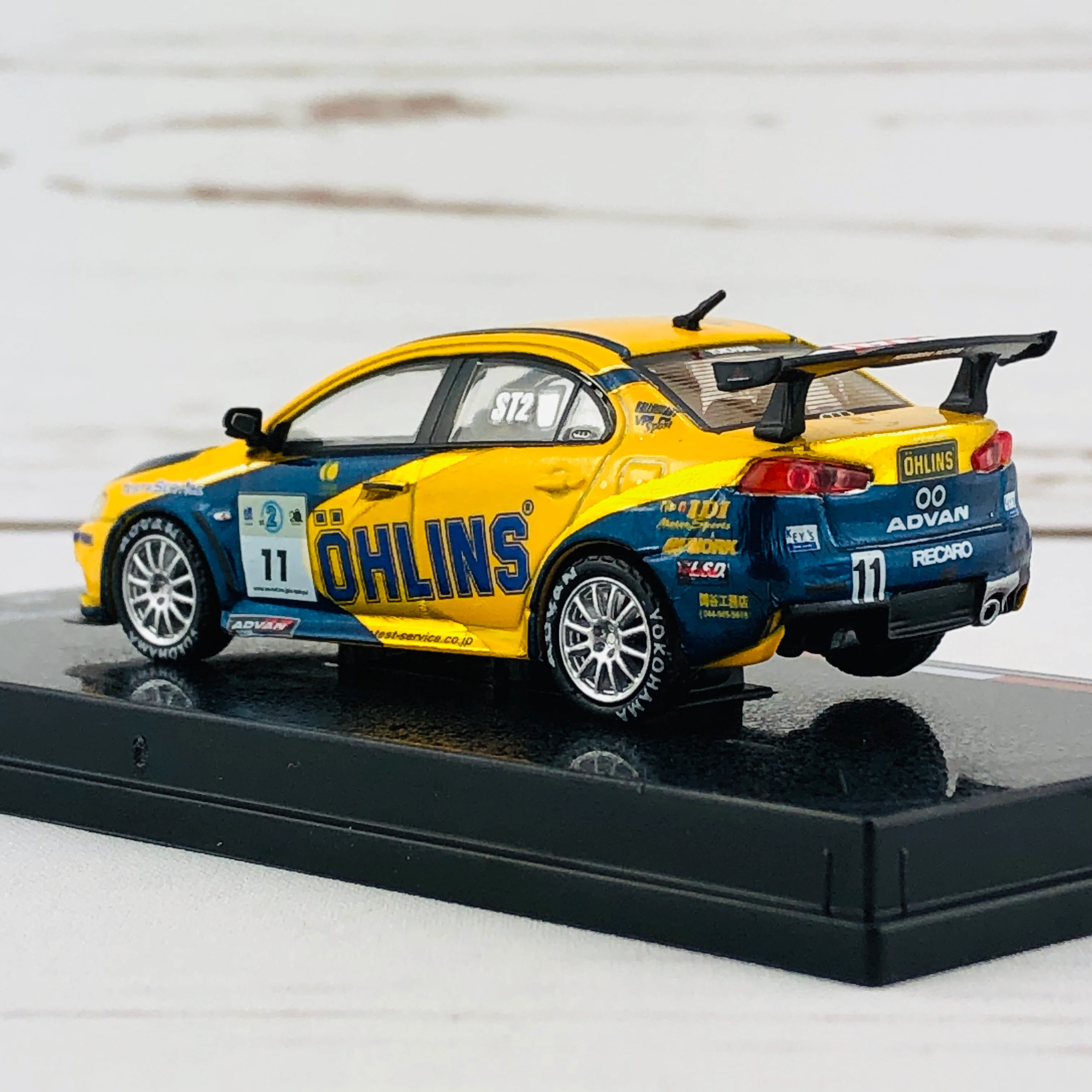 Tarmac Works 1/64 Mitsubishi Lancer Evolution X Super Taikyu Series 2008 #11 T64-004-OHL - Image 4