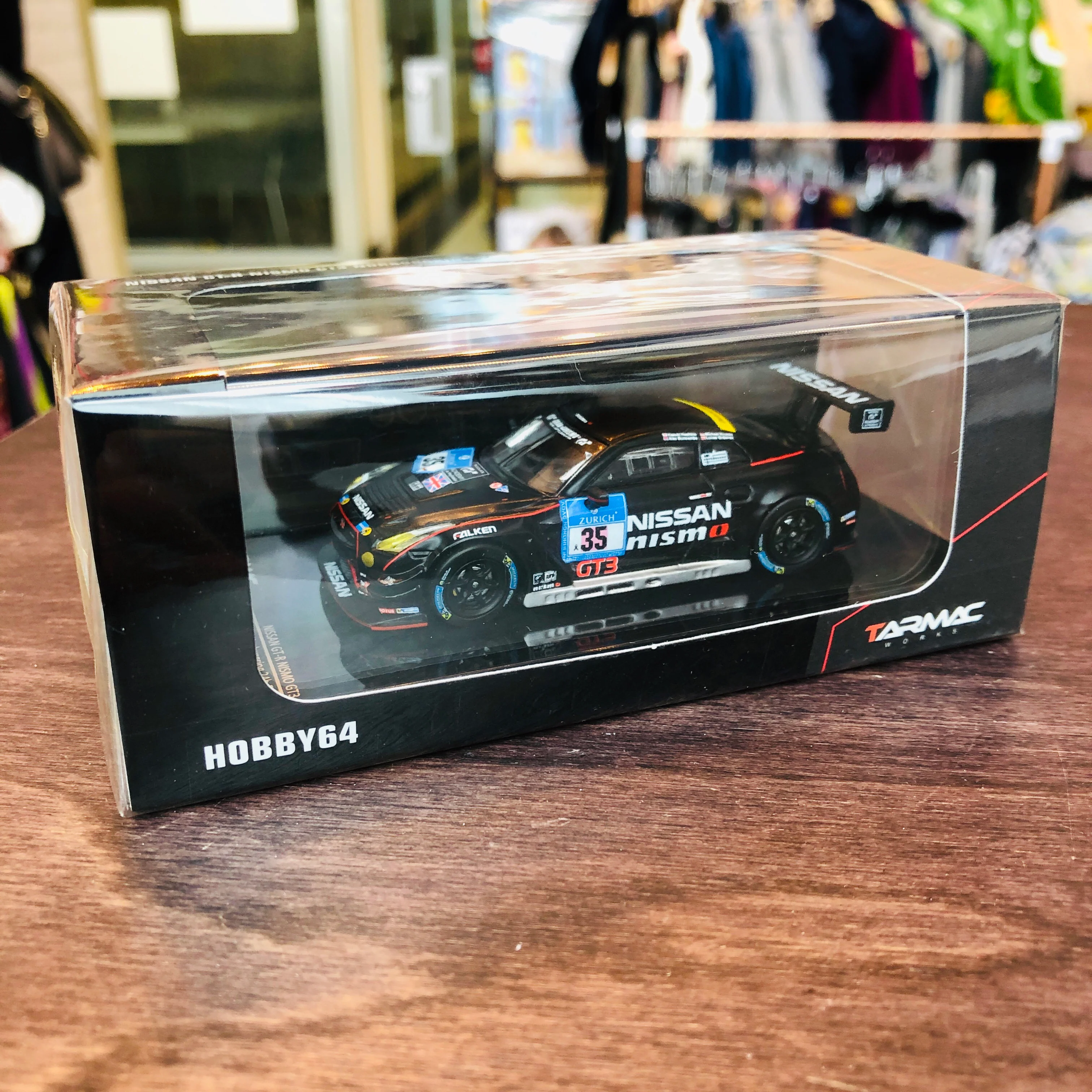 Tarmac Works 1/64 Nissan GT-R Nismo GT3 Nurburgring 24H 2015 - Image 5