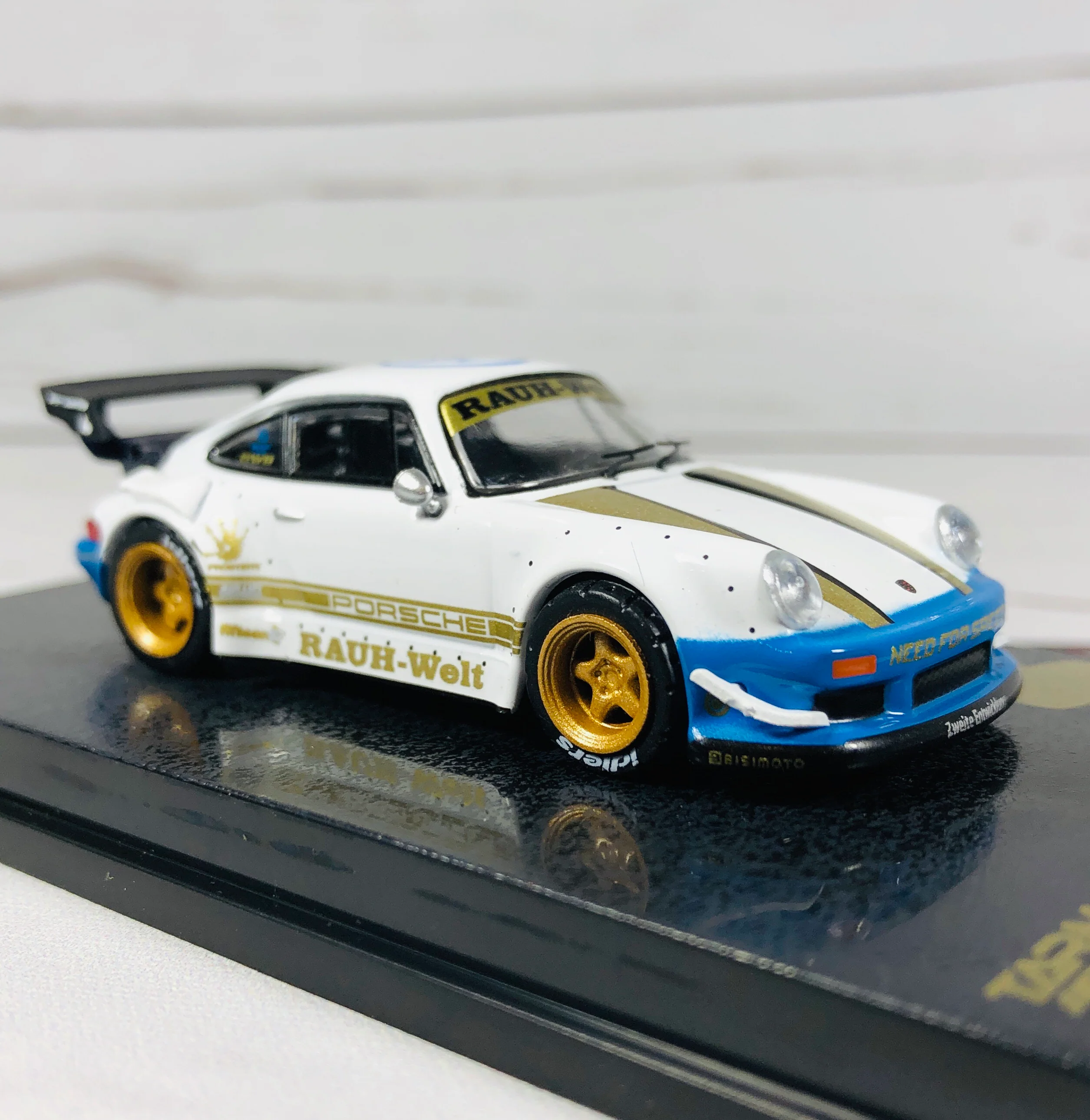 Tarmac Works 1/64 RWB 930 WHITE "NEED FOR SPEED" - Image 8