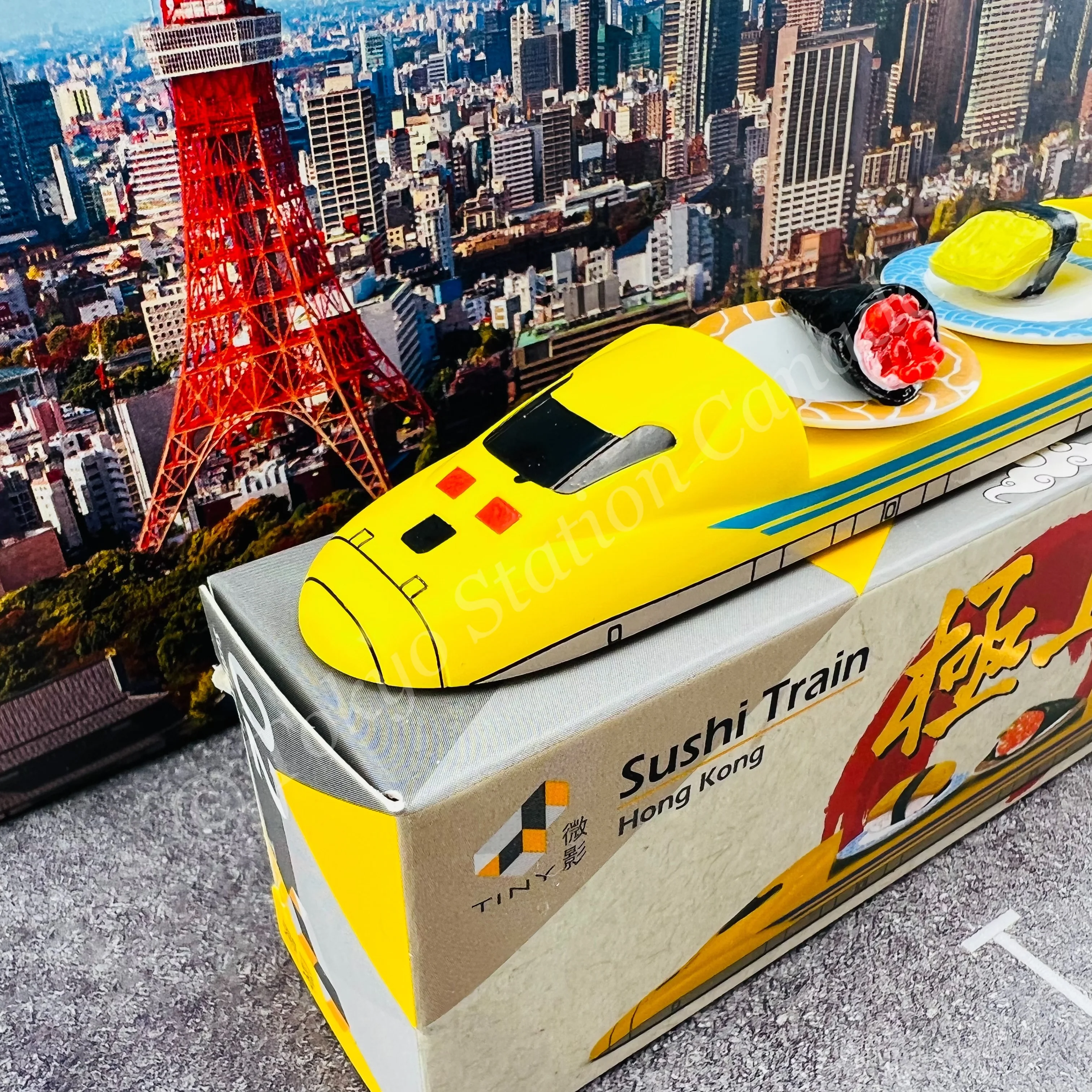 TINY 微影 02 Gokujo Sushi Train - Yellow STR002 - Image 3