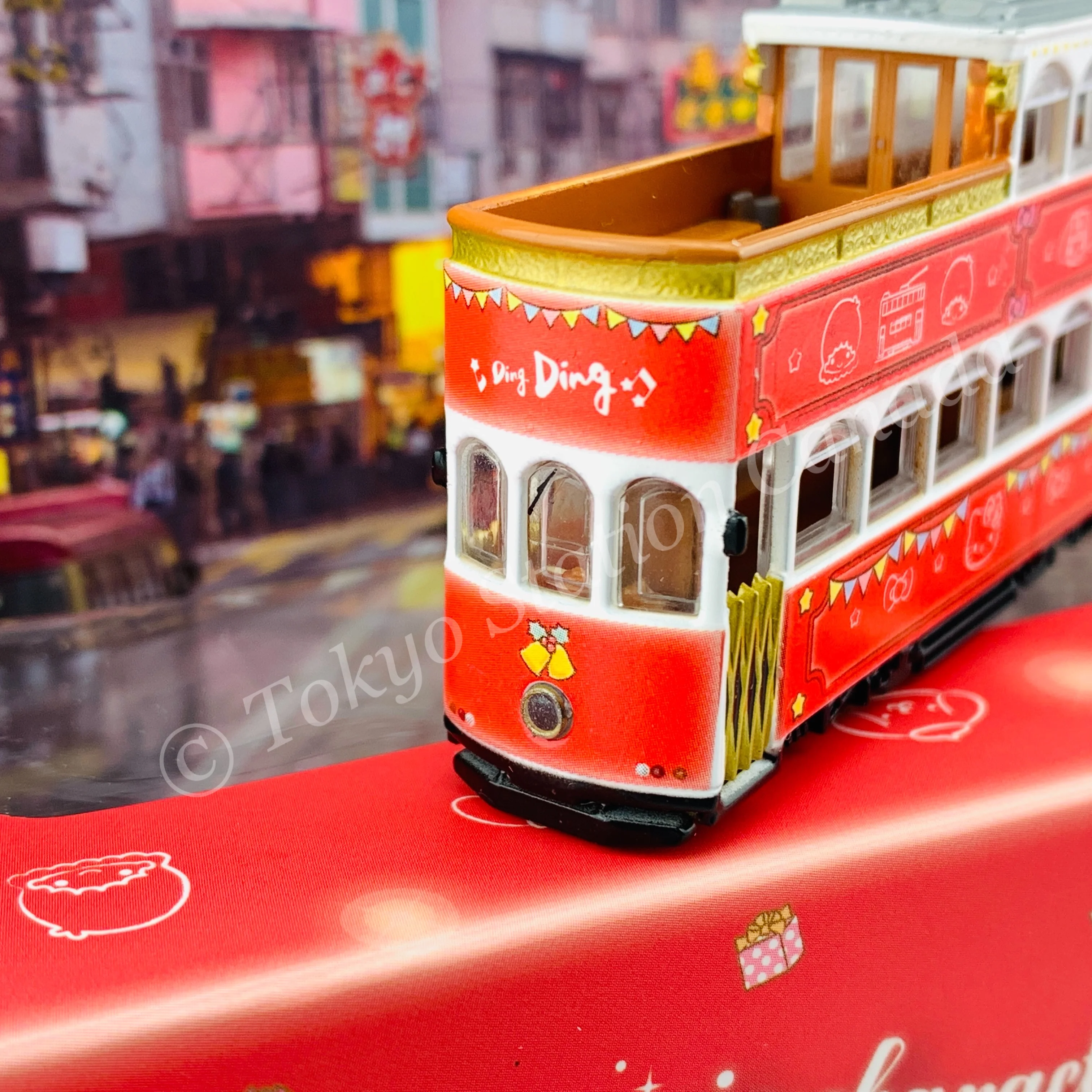 Tiny 微影 1/120 SANRIO Characters Classic Tram ATC65179 - Image 4