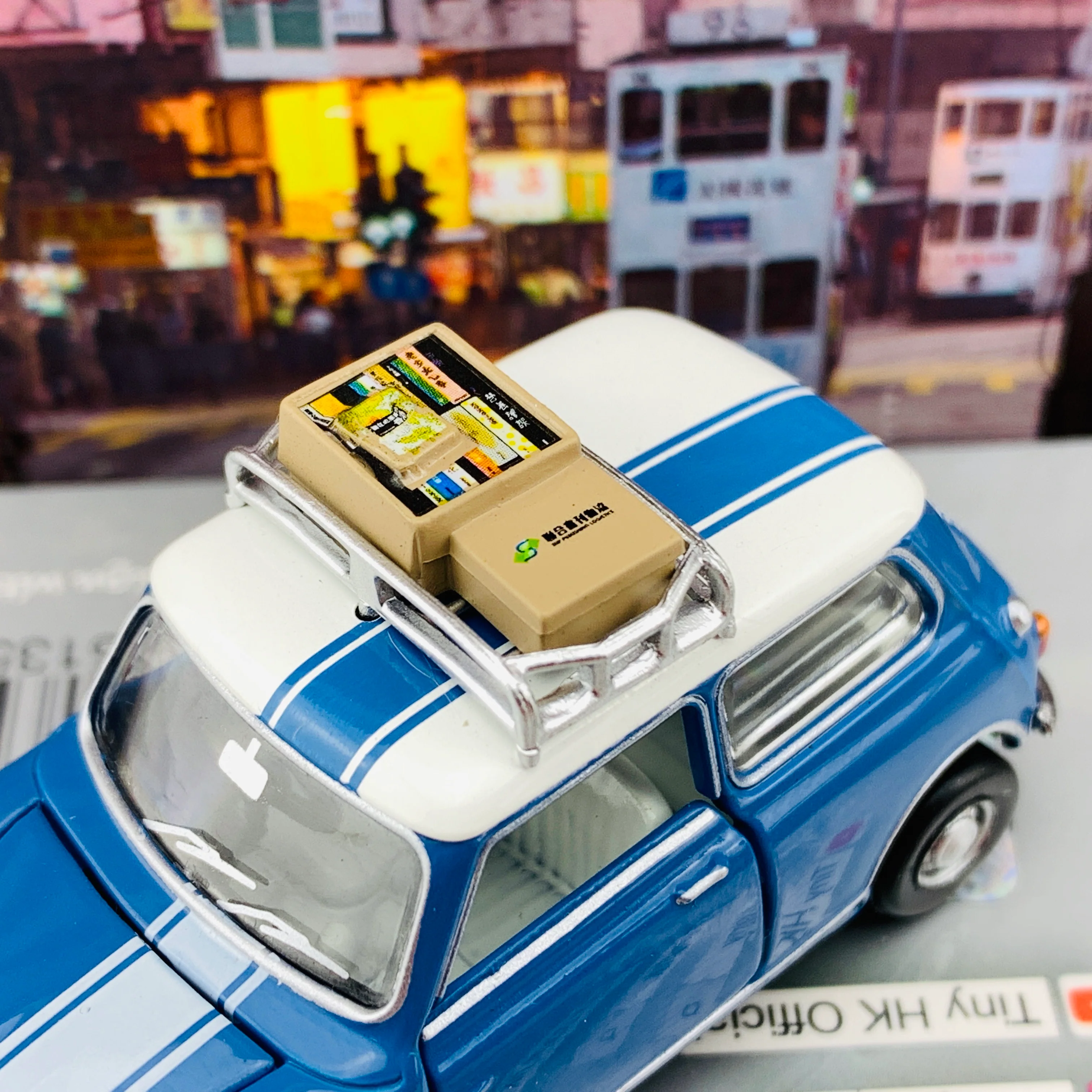 Tiny 微影 1/50 Mini Cooper MK1 Hong Kong Exhibition Limited Edition 藍色滕原再托書 [展會限定] ATC64727 - Image 4