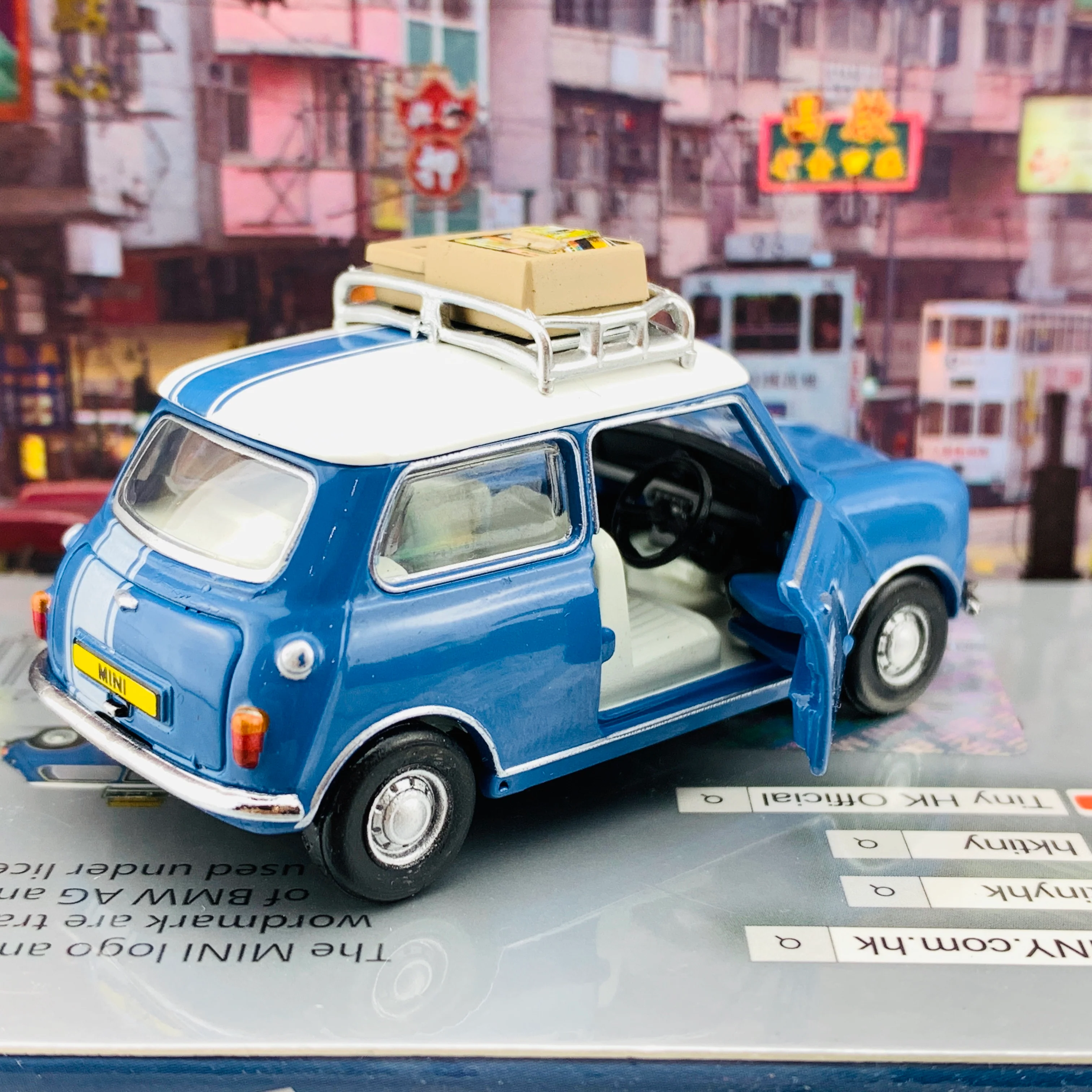 Tiny 微影 1/50 Mini Cooper MK1 Hong Kong Exhibition Limited Edition 藍色滕原再托書 [展會限定] ATC64727 - Image 6