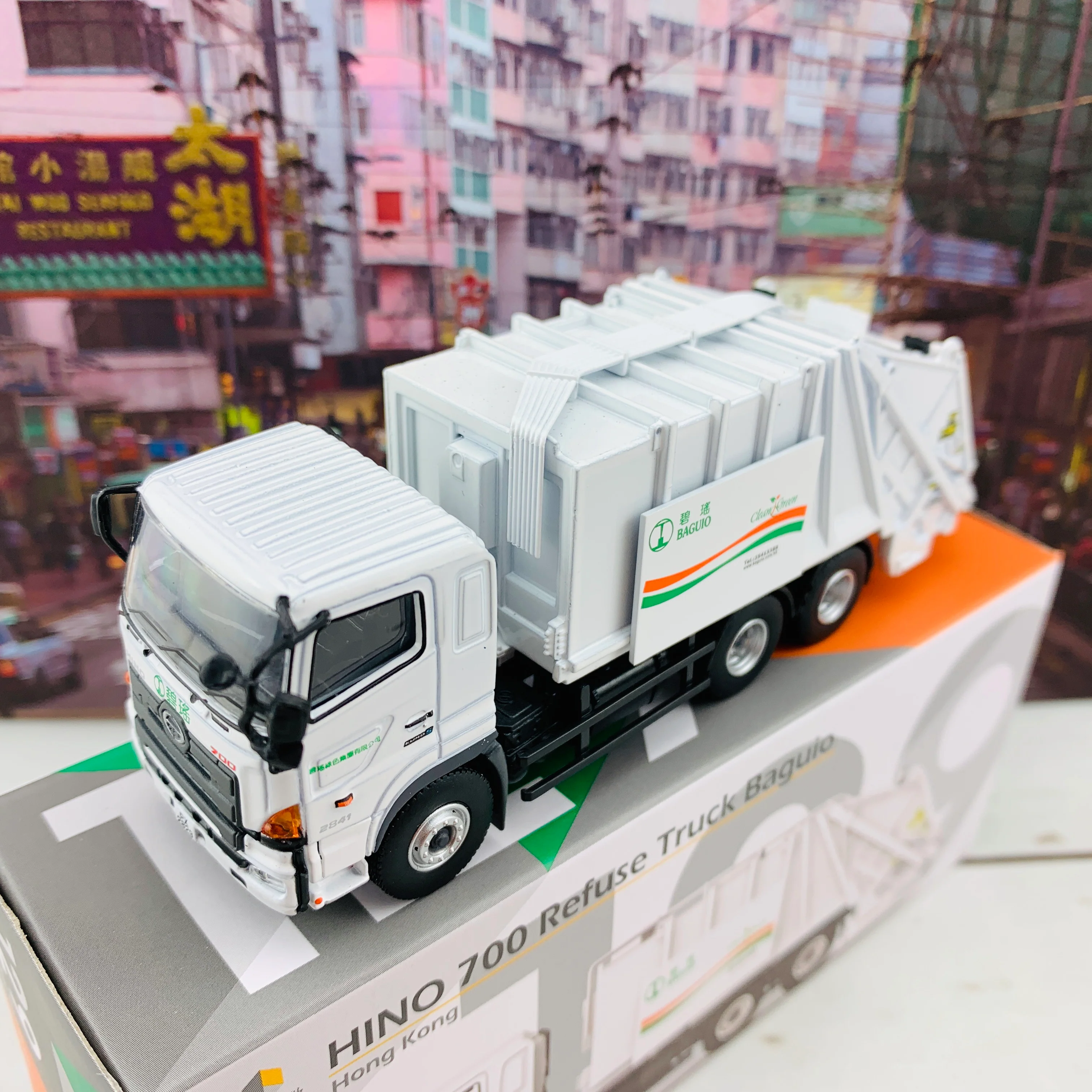 Tiny 微影 129 HINO 700 Refuse Truck Baguio 日野700垃圾車碧瑤 ATC64254 - Image 3