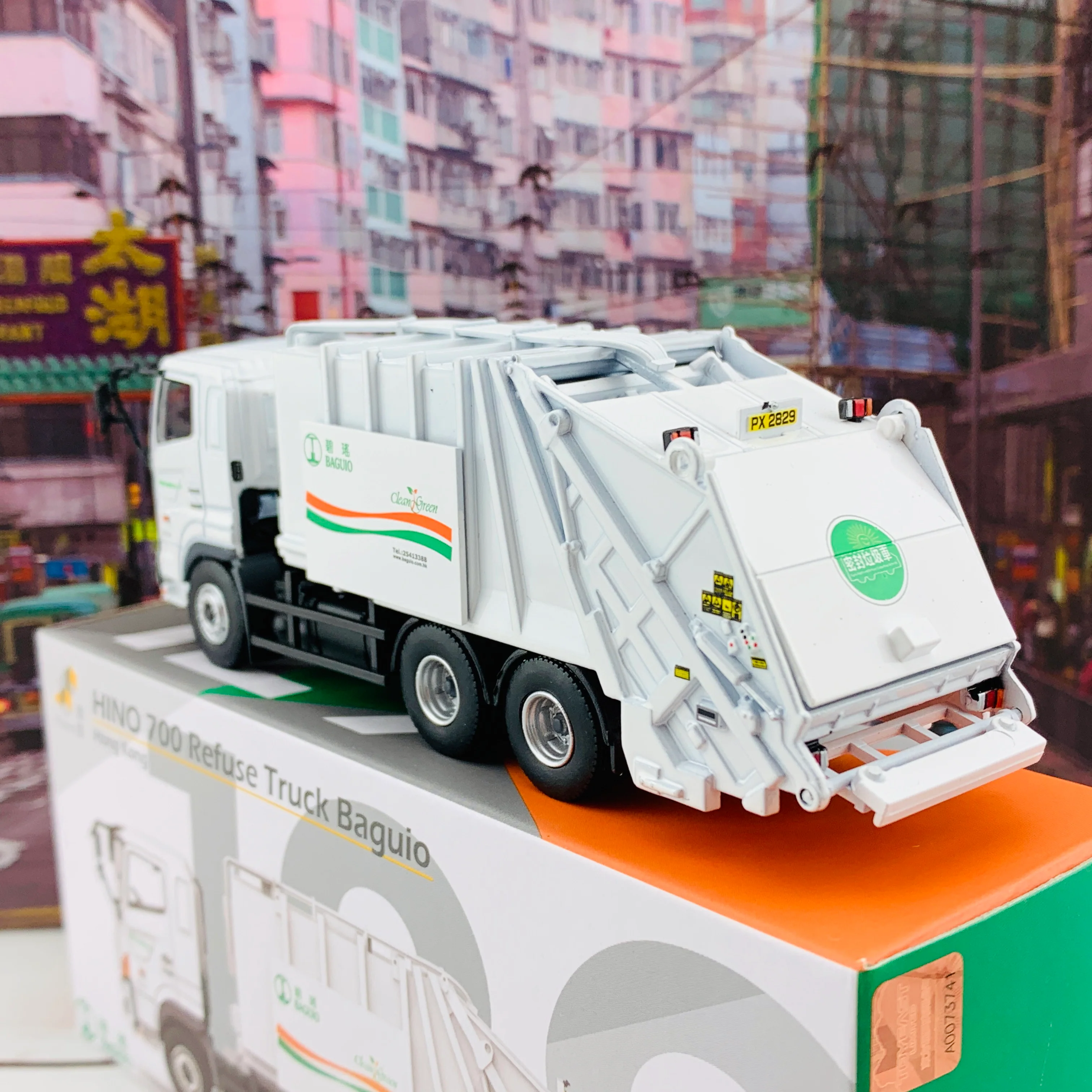 Tiny 微影 129 HINO 700 Refuse Truck Baguio 日野700垃圾車碧瑤 ATC64254 - Image 4