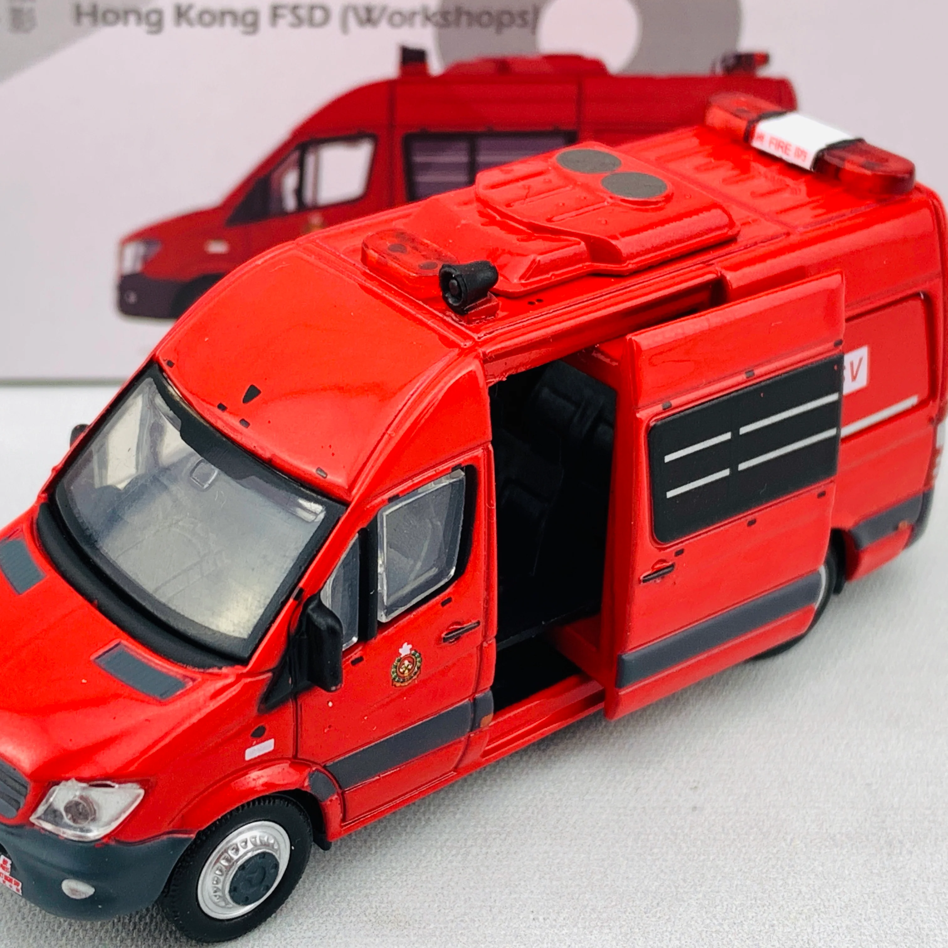 Tiny 微影 81 1/76 Mercedes Benz Sprinter Hong Kong FSD (Workshops) 消防處工程車 ATC64826 - Image 4