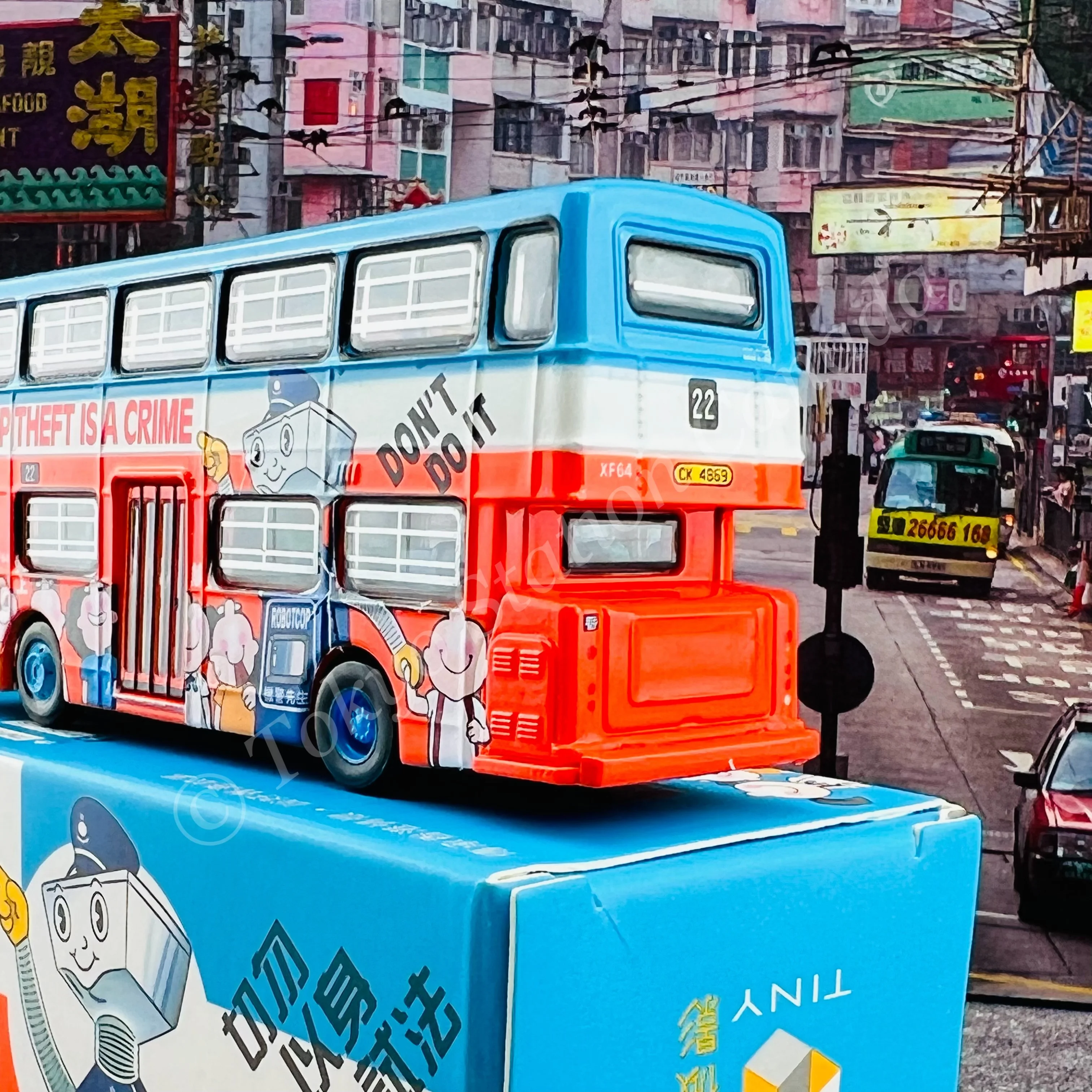 TINY 微影 142 CMB DAIMLER Fleetline DMS Robotcop 機警先生 (Quarry Bay 22 鰂魚涌) ATC64845 - Image 4
