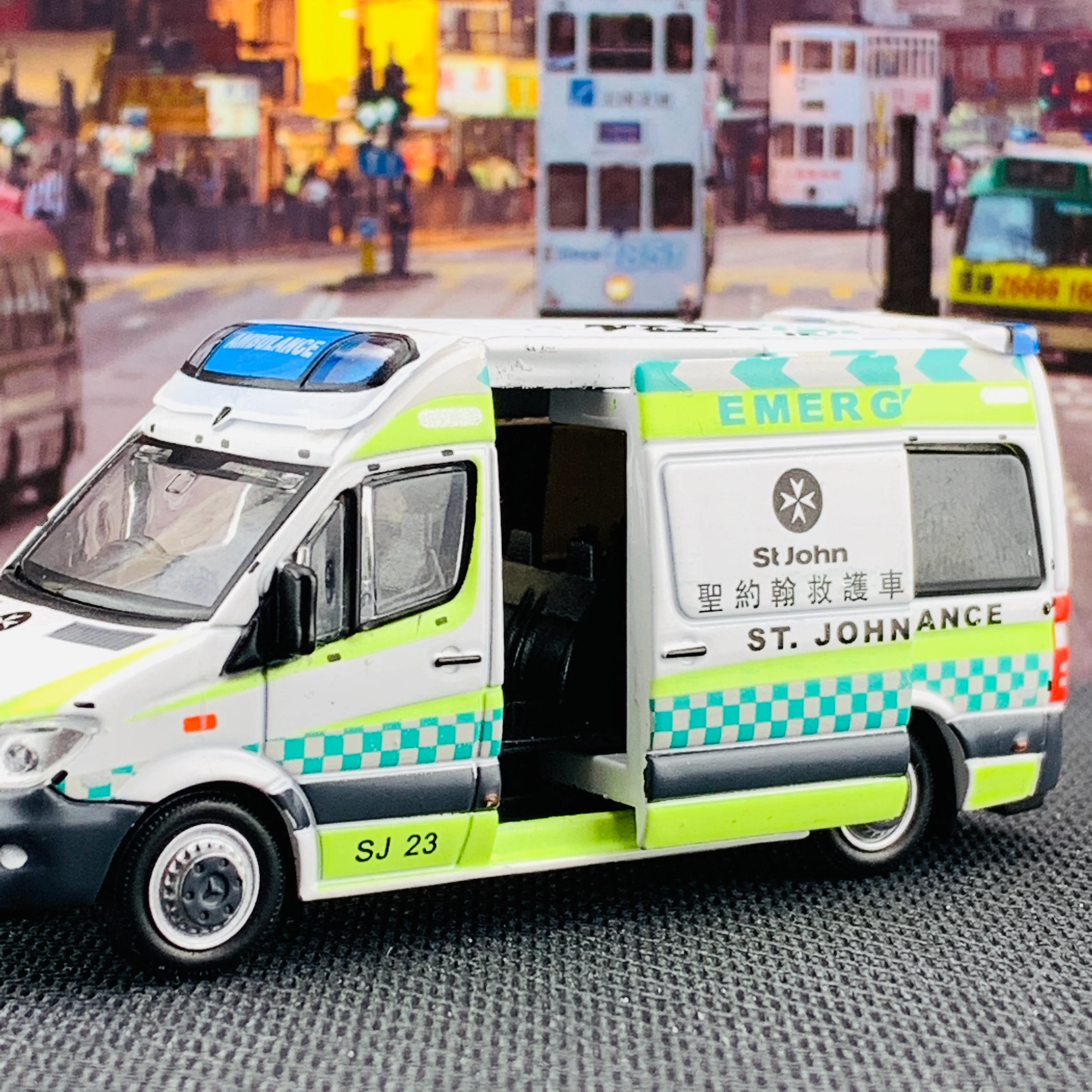 Tiny 微影 166 Mercedes-Benz Sprinter (SJ 23) Hong Kong St. John Ambulance ATC64623 - Image 5
