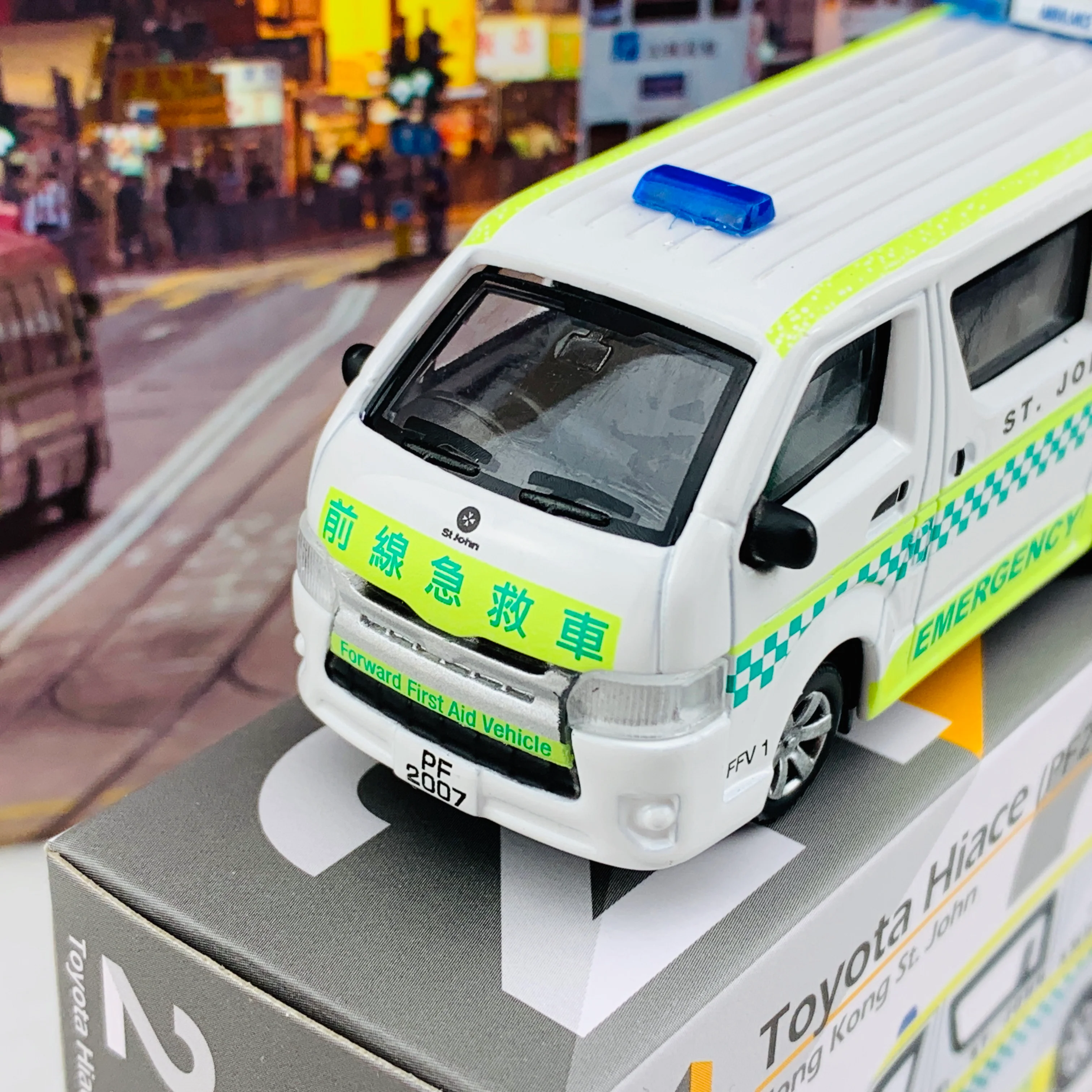 Tiny 微影 21 Toyota Hiace Hong Kong St. John (PF2007) ATC64473 - Image 3