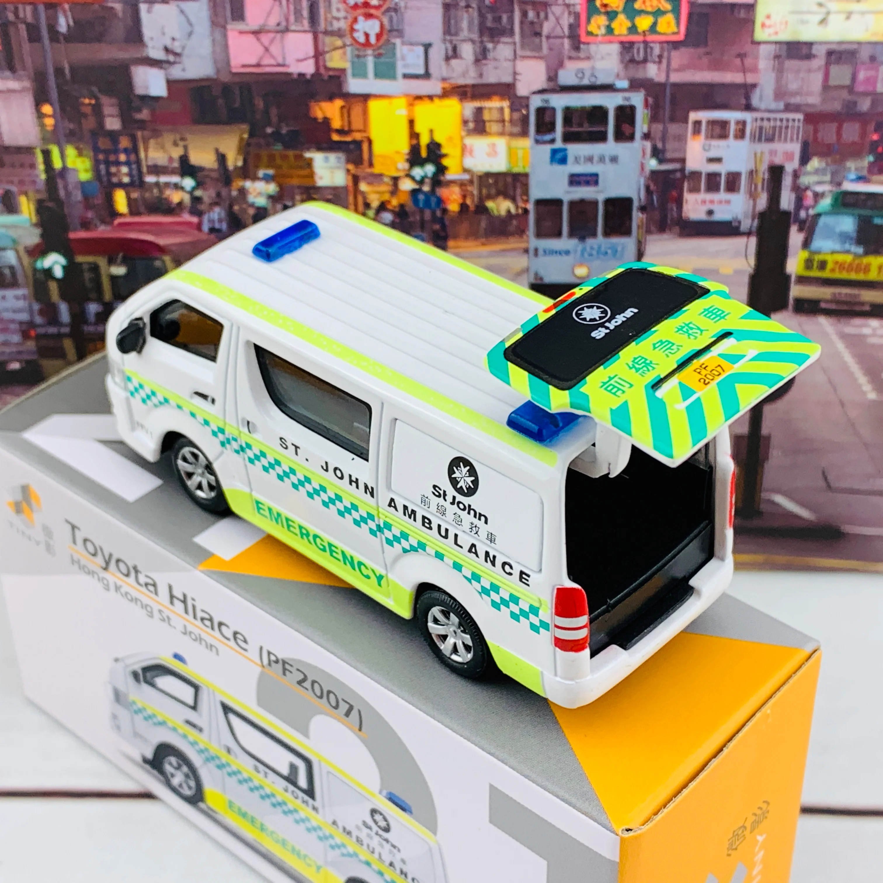 Tiny 微影 21 Toyota Hiace Hong Kong St. John (PF2007) ATC64473 - Image 5