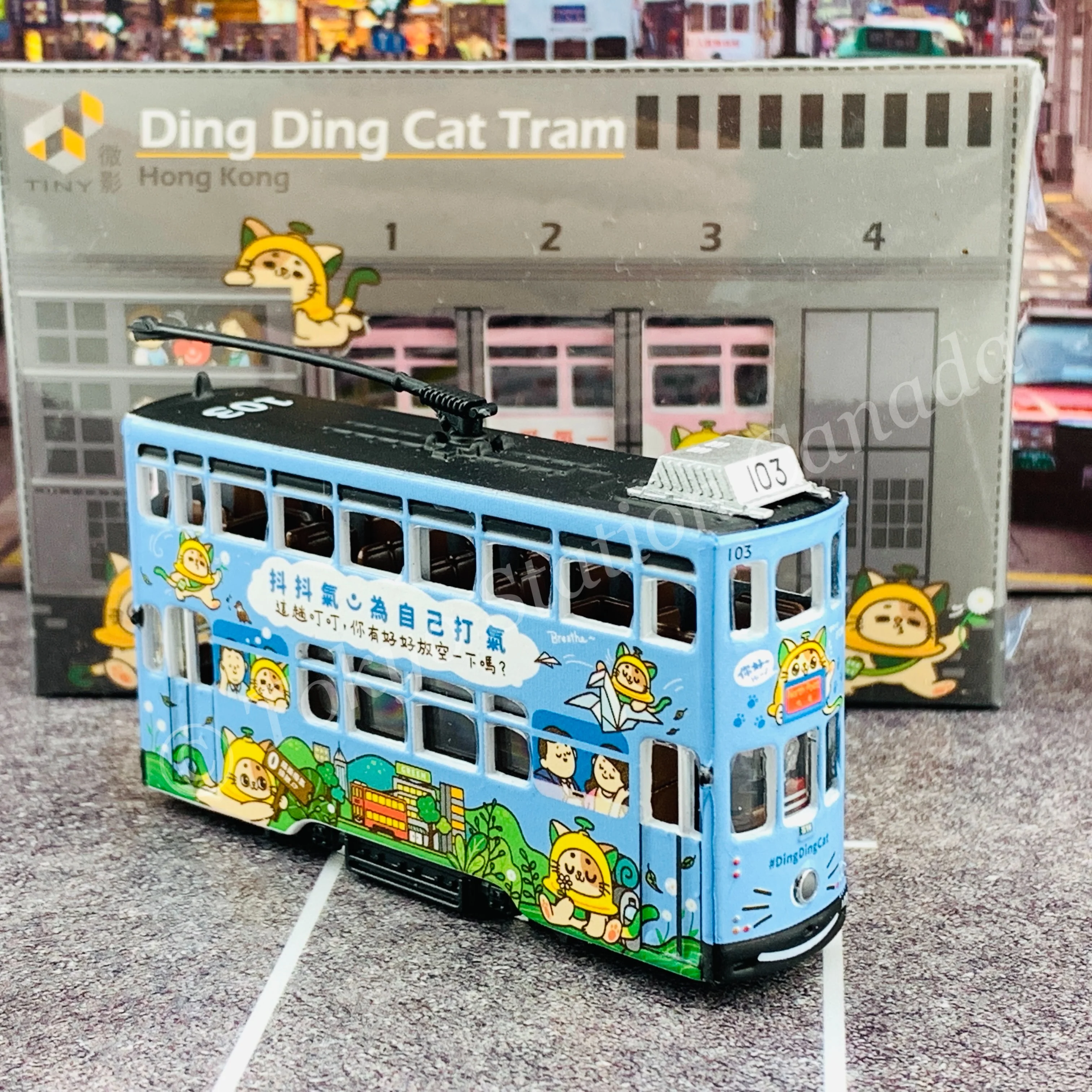 TINY 微影 52 Hong Kong Tram (6th-generation) Ding Ding Cat Light Blue/Pink ATC65222 - Image 6