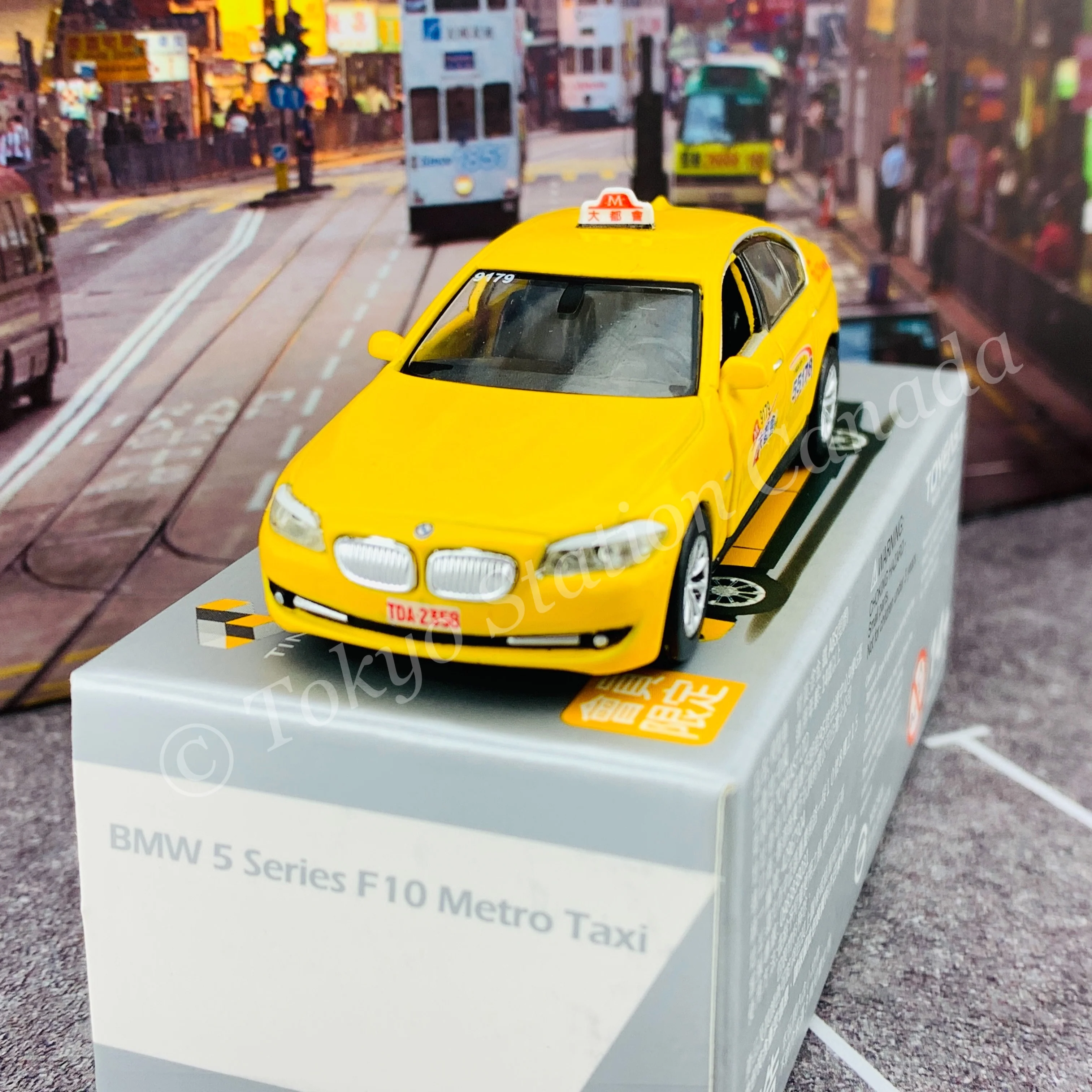 TINY 微影 BMW 5 Series F10 Metro Taxi Taiwan (MEMBER EXCLUSIVE 會員限定) ATC64820 - Image 3