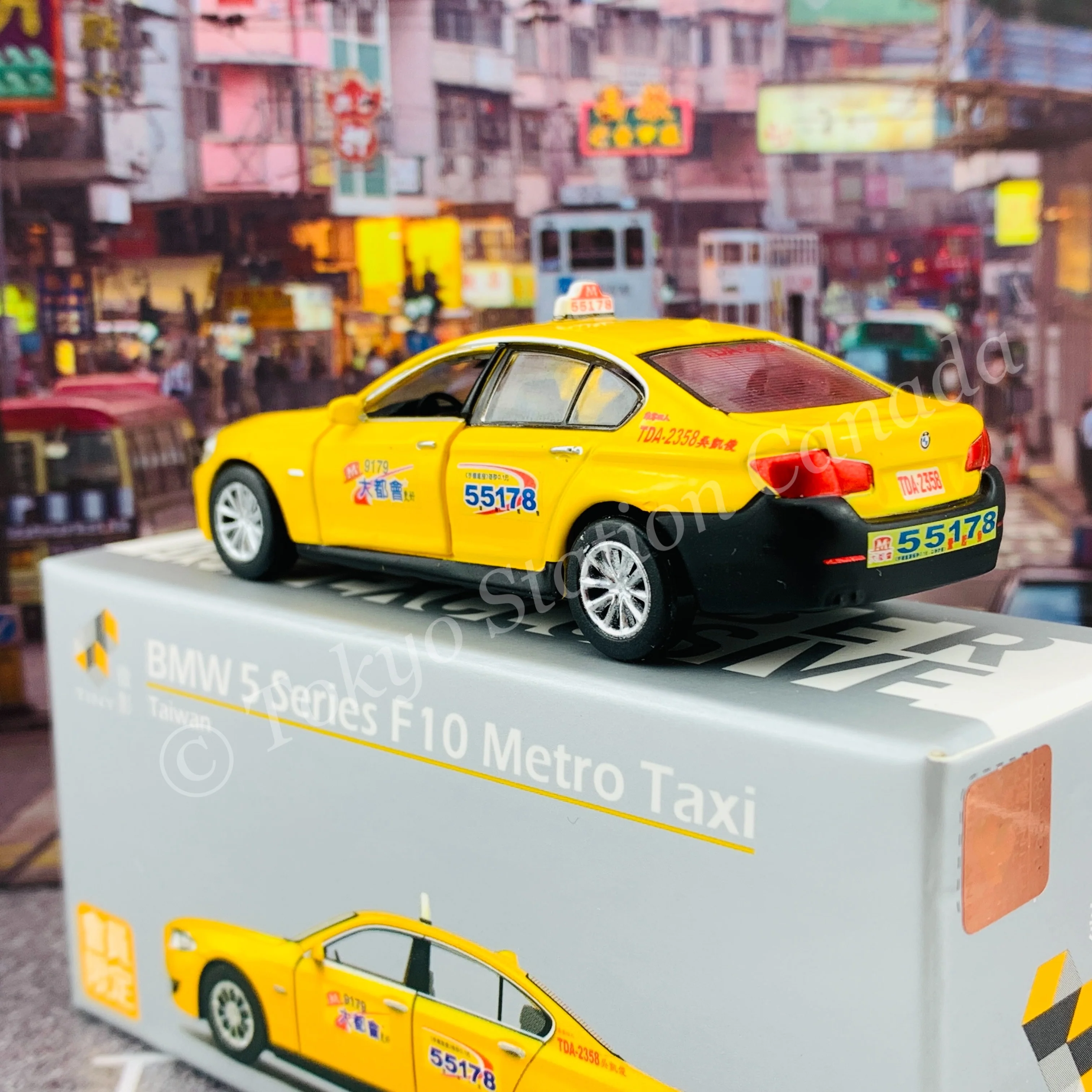 TINY 微影 BMW 5 Series F10 Metro Taxi Taiwan (MEMBER EXCLUSIVE 會員限定) ATC64820 - Image 5